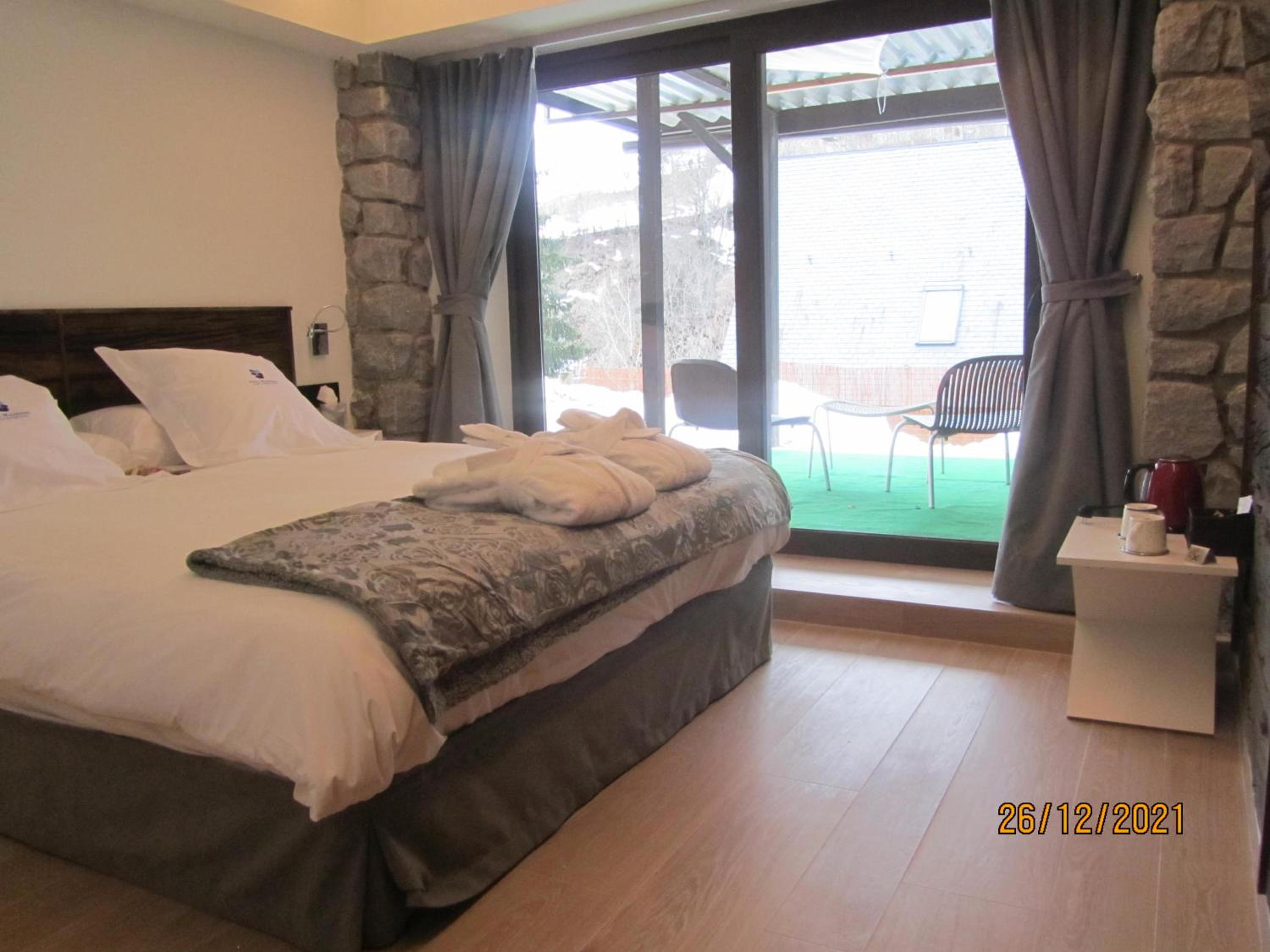 Standard Double Room photo 3