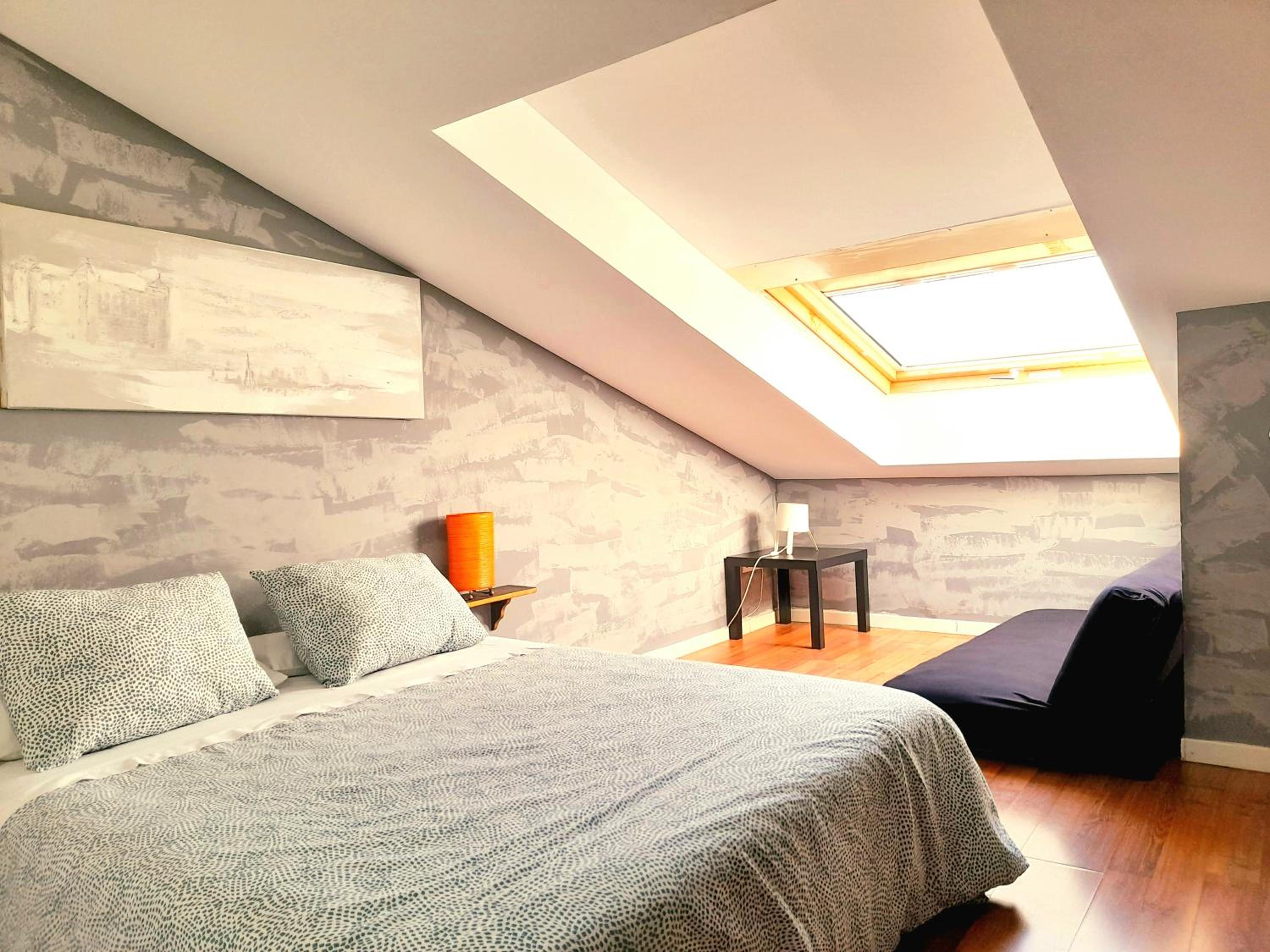 Apartment - Split Level - Photo 7