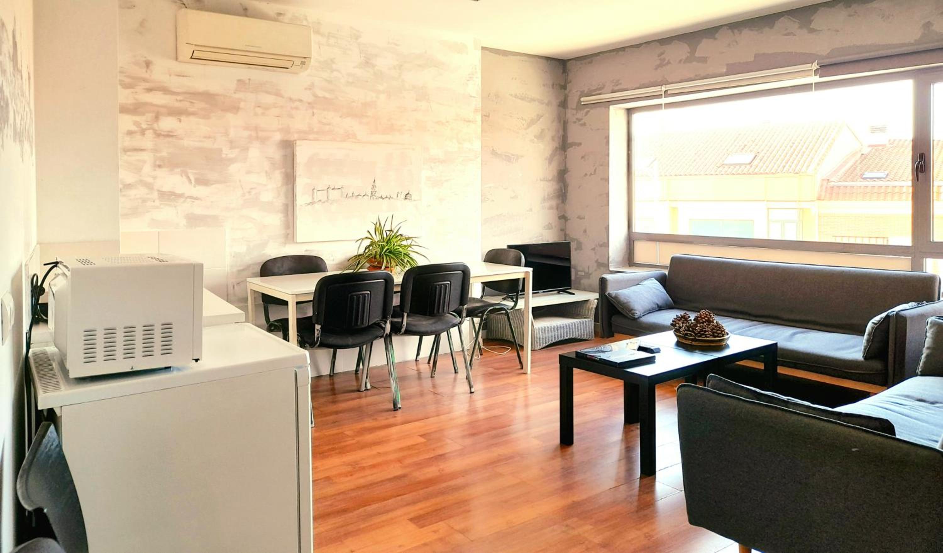 Apartment - Split Level - Photo 6