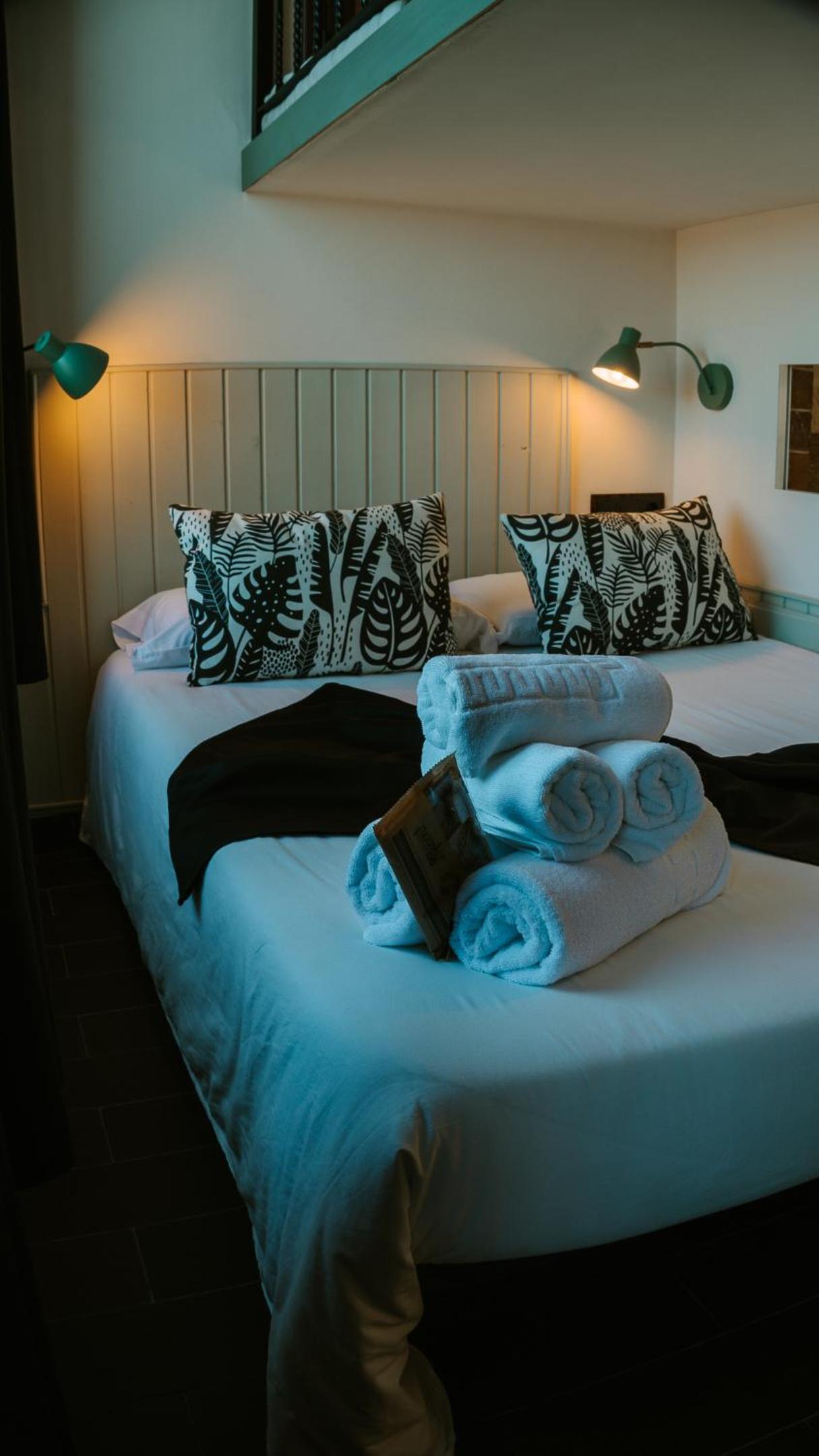 Deluxe Suite with Spa Bath photo 2