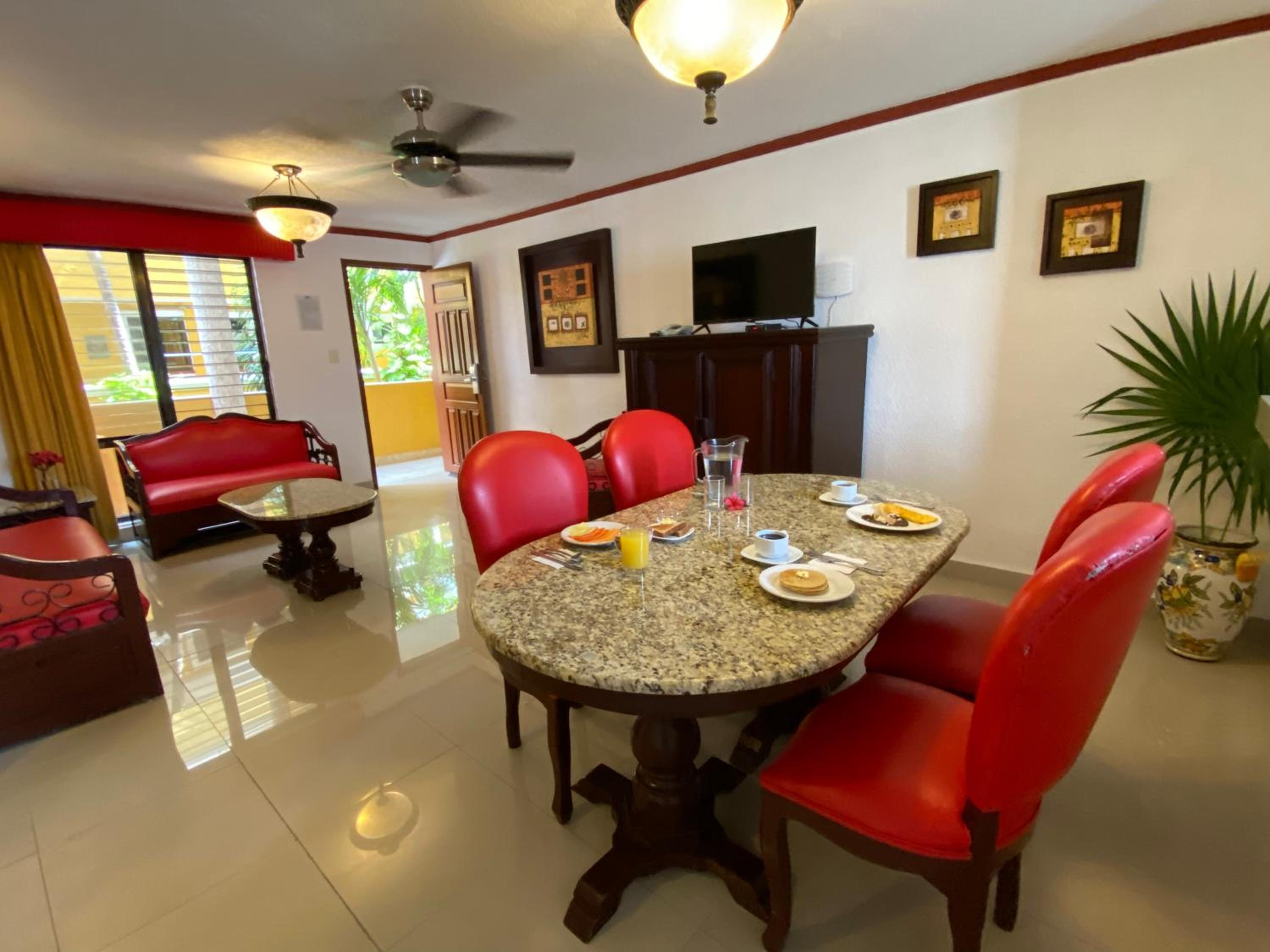 Family Suite - Photo 14