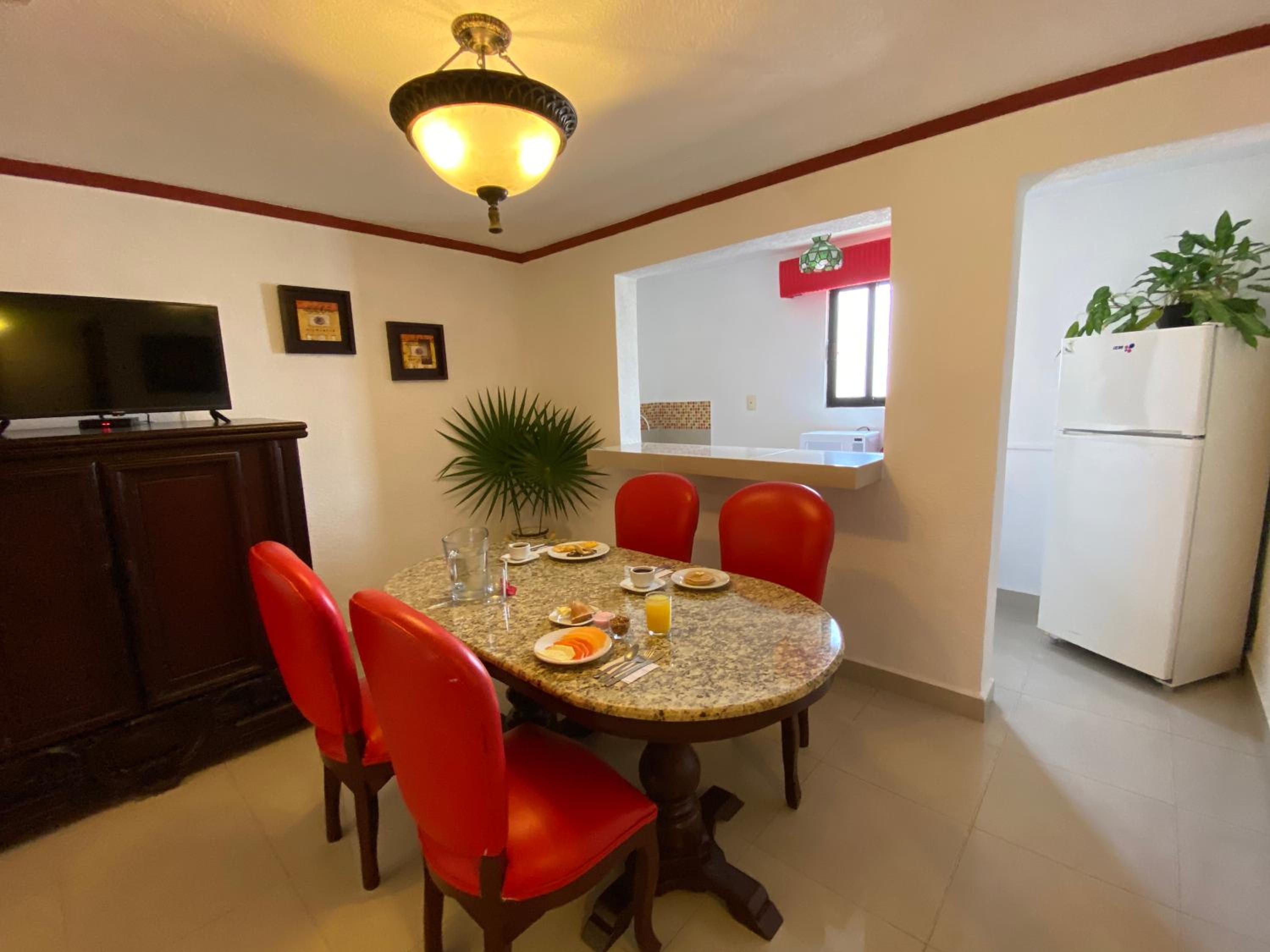 Family Suite - Photo 7