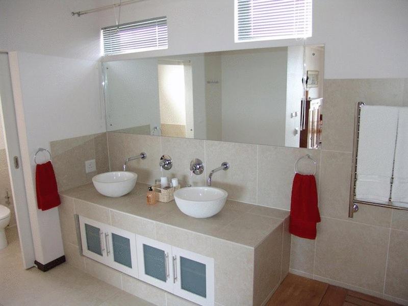 Deluxe Suite photo 2