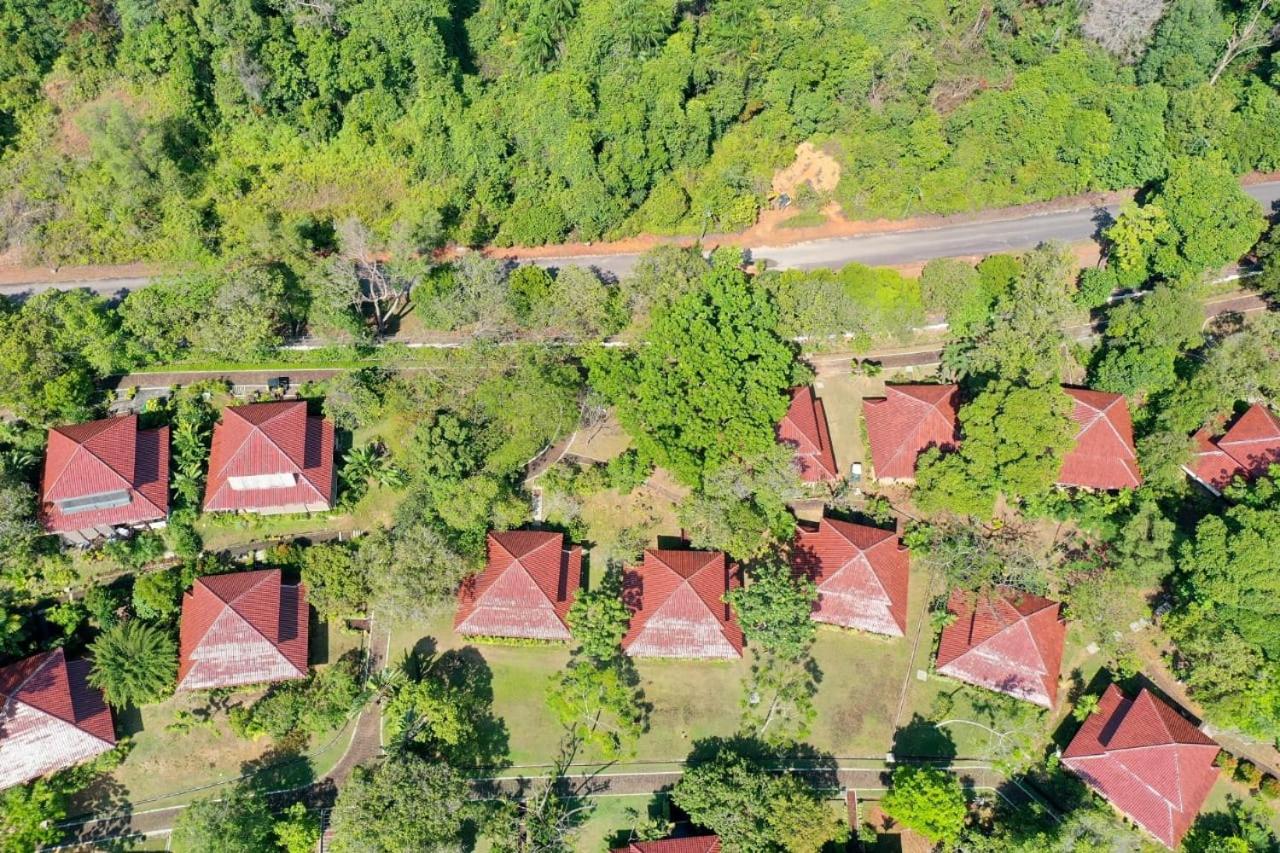 Three-Bedroom Villa - Photo 18