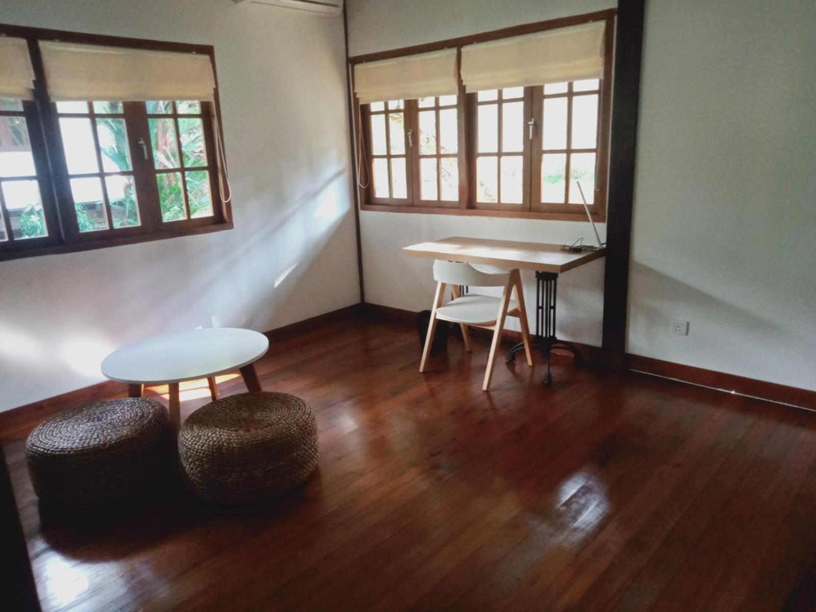 Three-Bedroom Villa - Photo 2