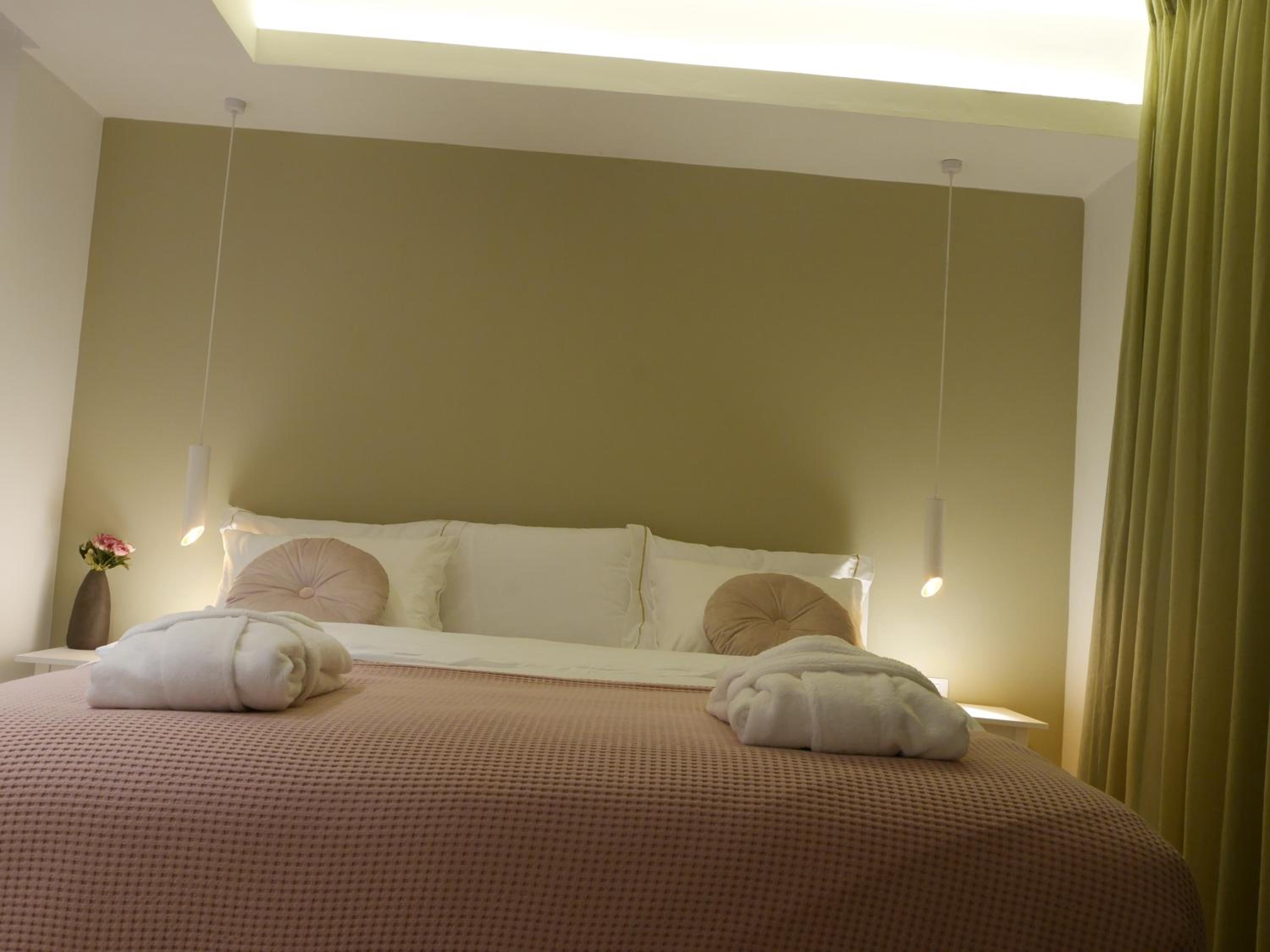 Studio with Spa Bath - Photo 5
