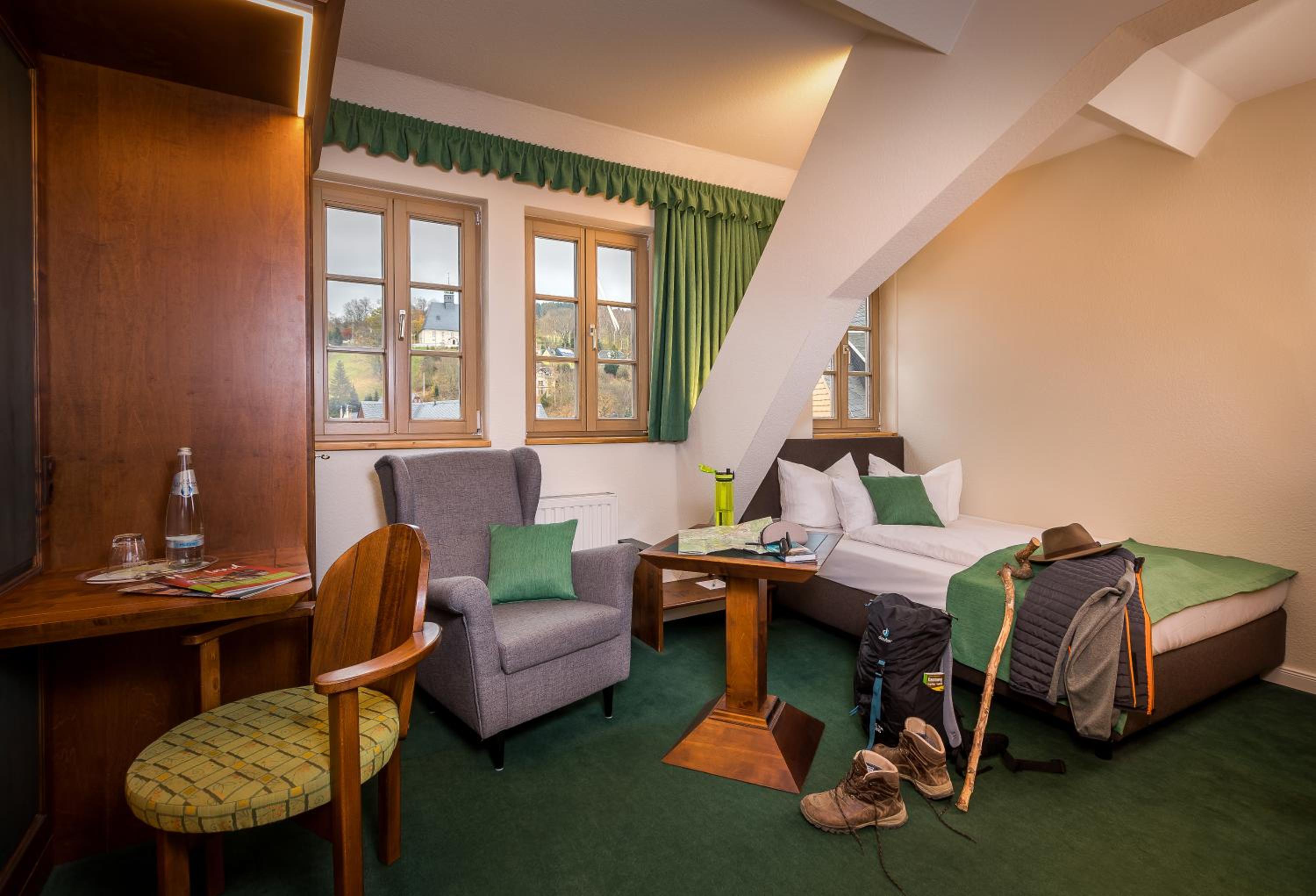 Queen Room