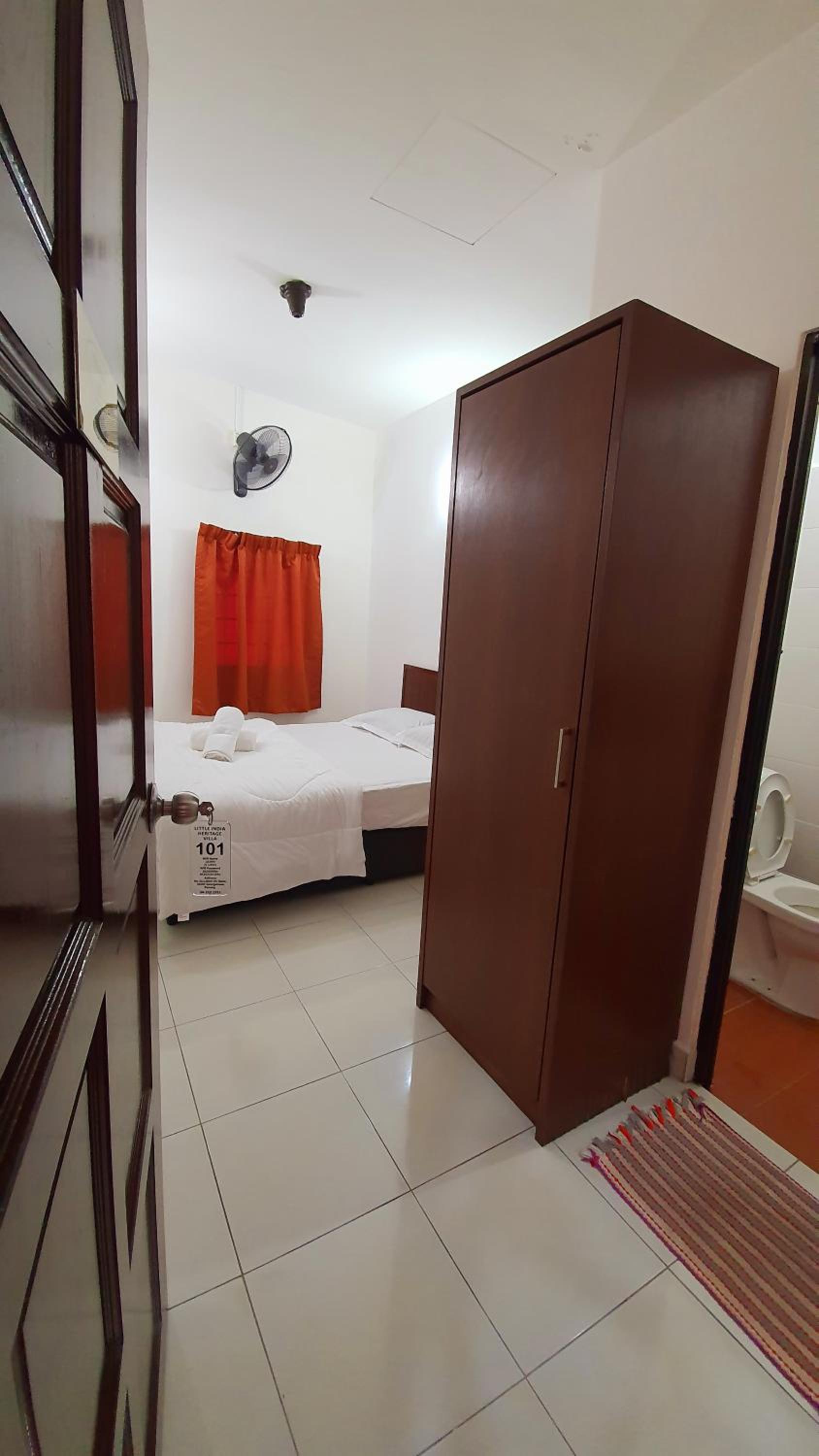 Double Room With Private Bathroom