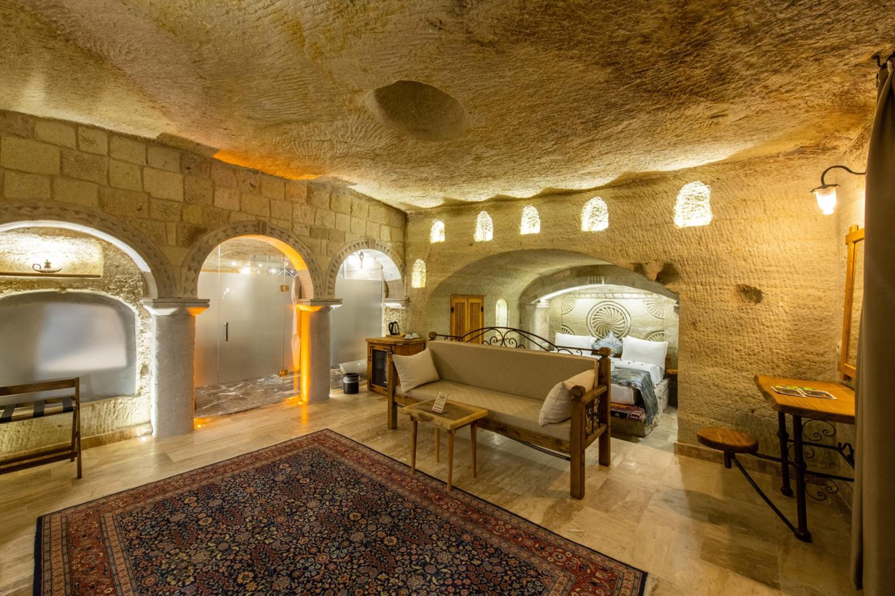 Cave Suite Room