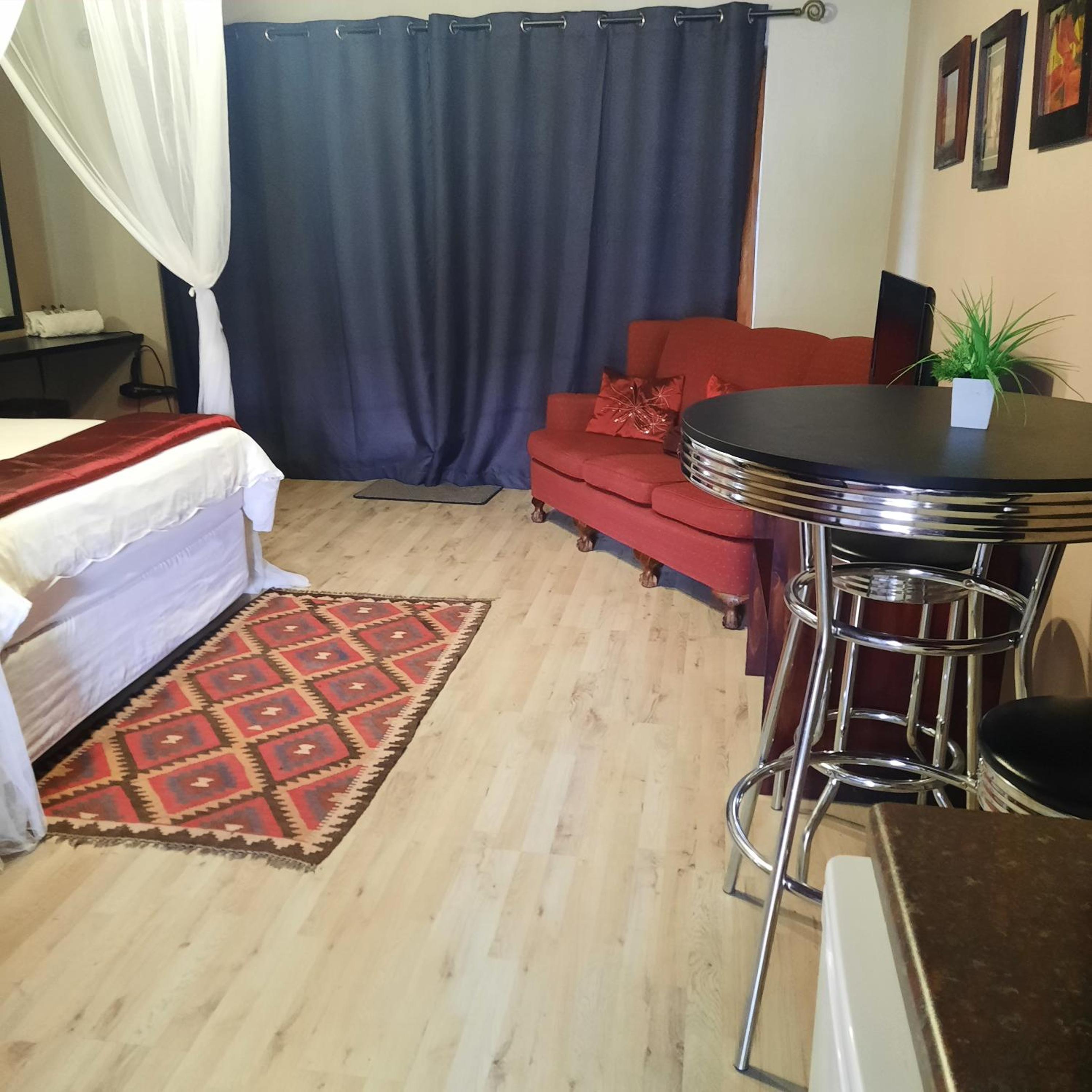 Double Room with Mountain View - Photo 4