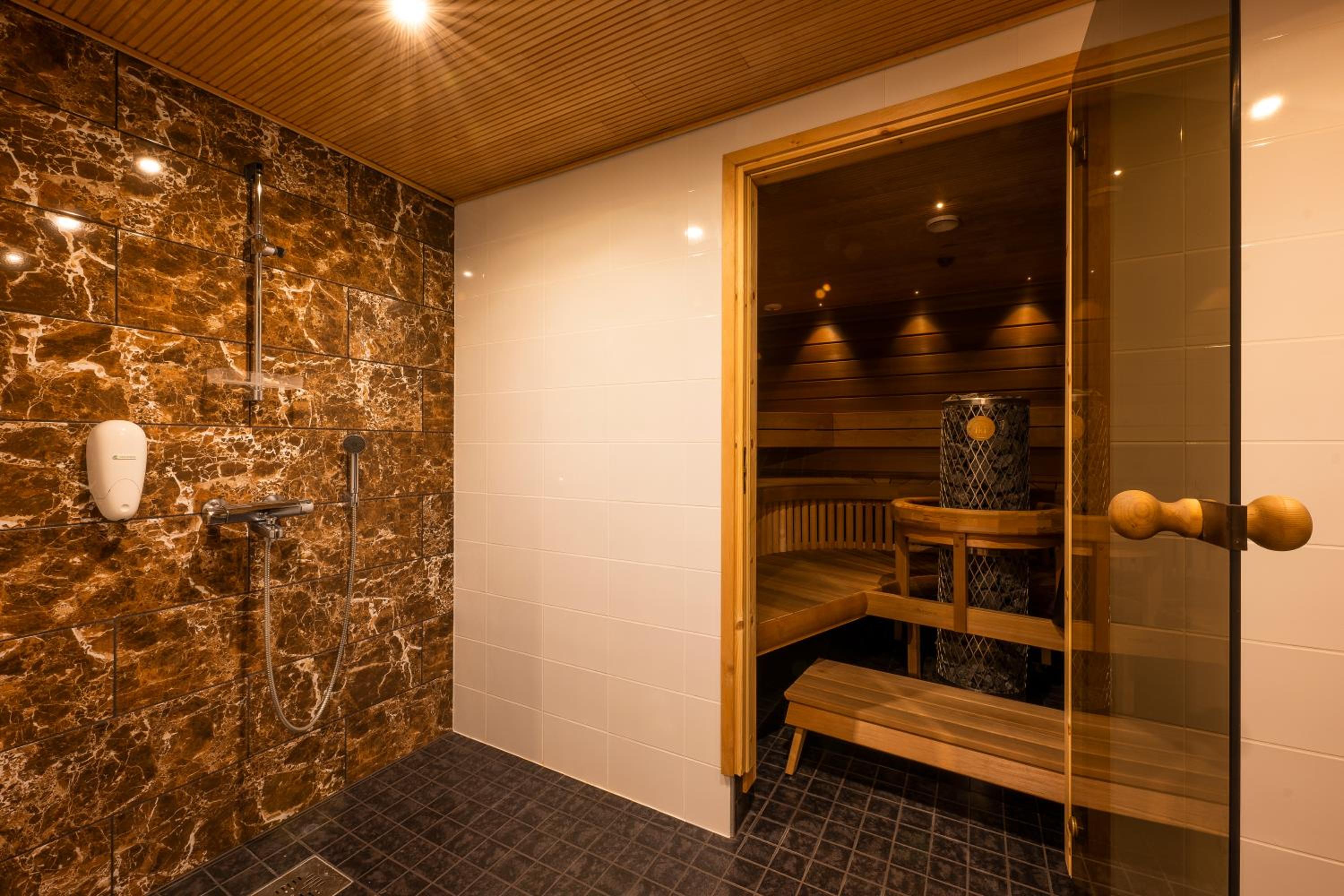 Suite with Balcony photo 3