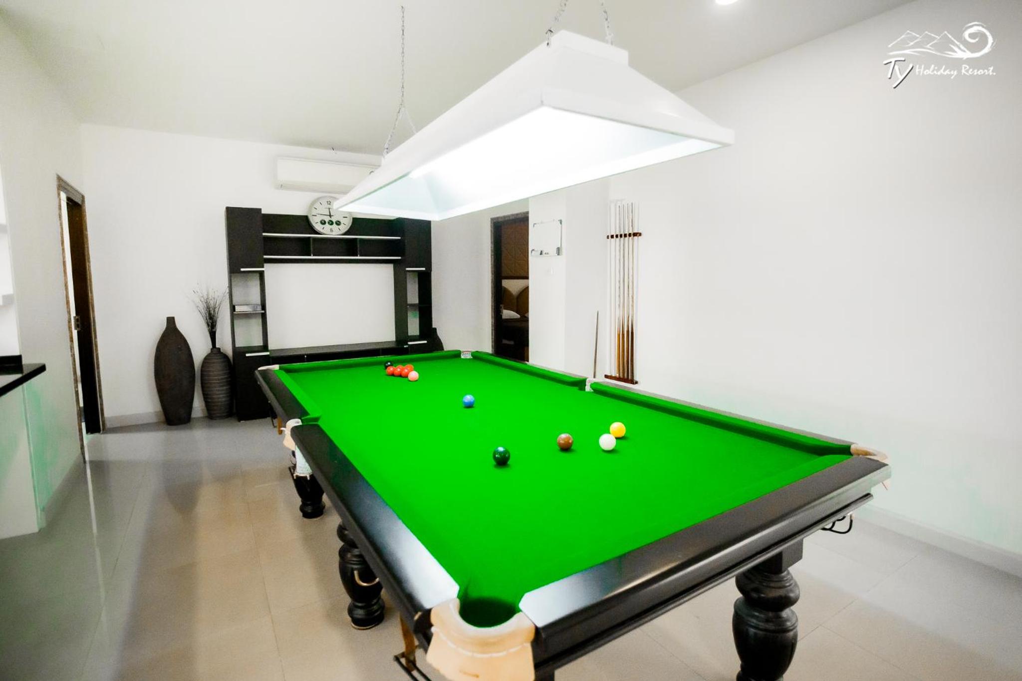 Thirteen-Bedroom Villa with Private Pooll 237 - Photo 19