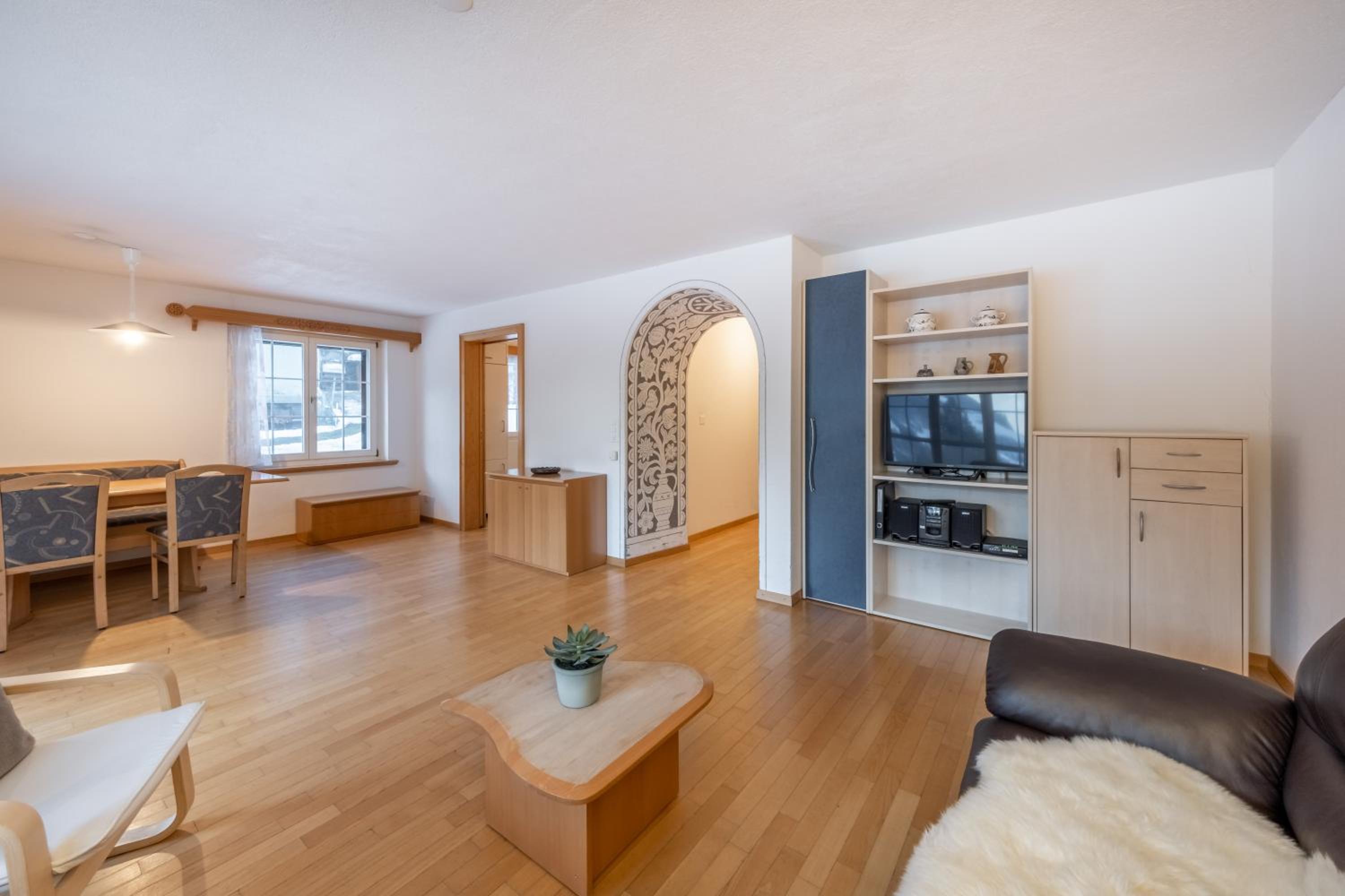 Apartment - Photo 3