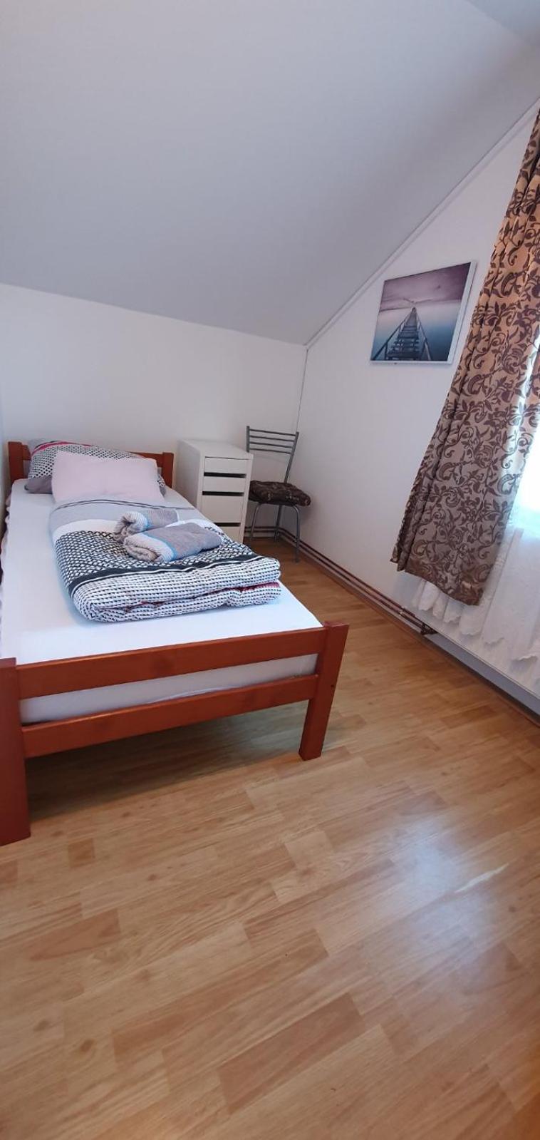 Apartment - Photo 5