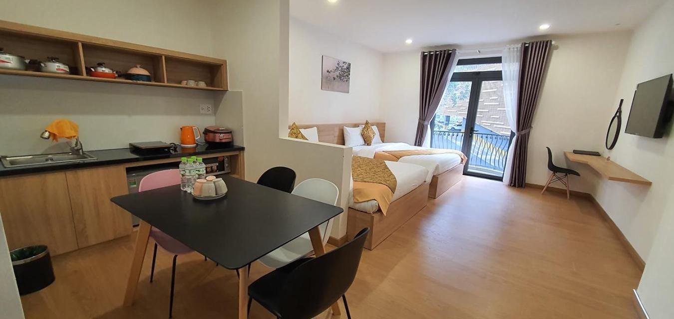 Apartment with Balcony