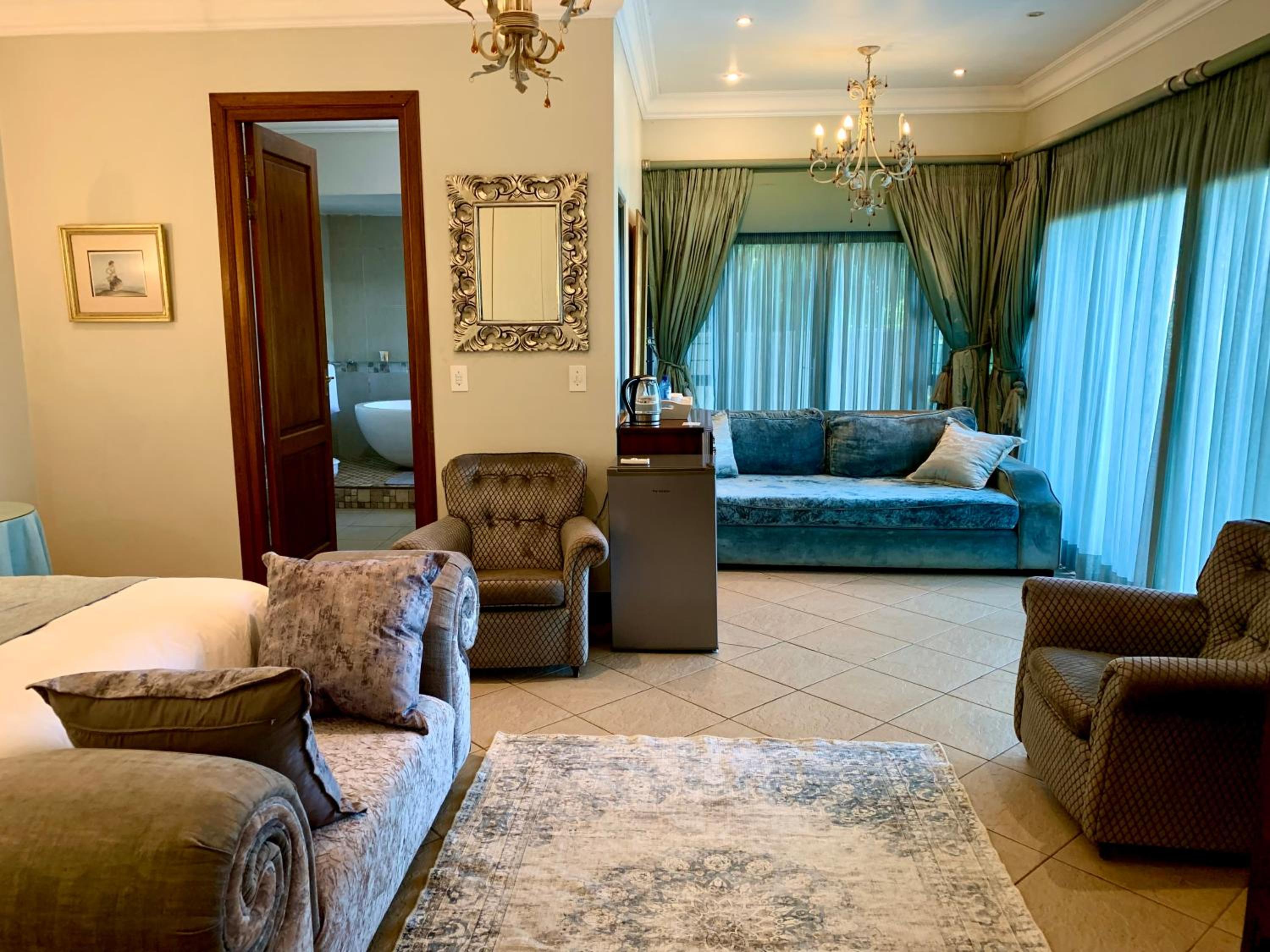  Double Room - Photo 1