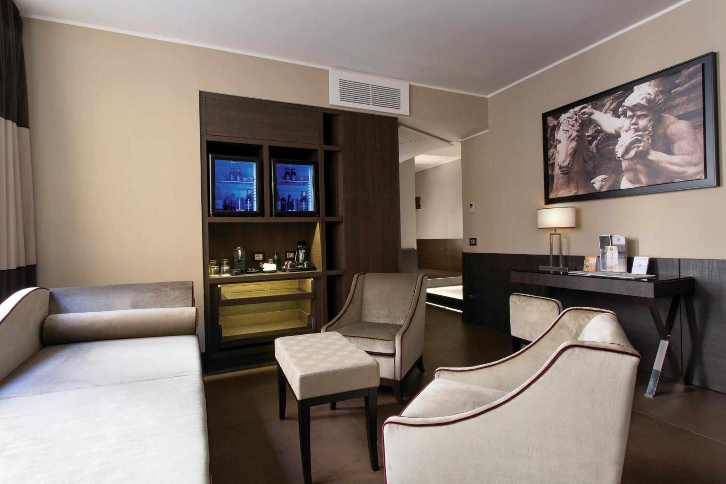 Suite with Spa Bath
