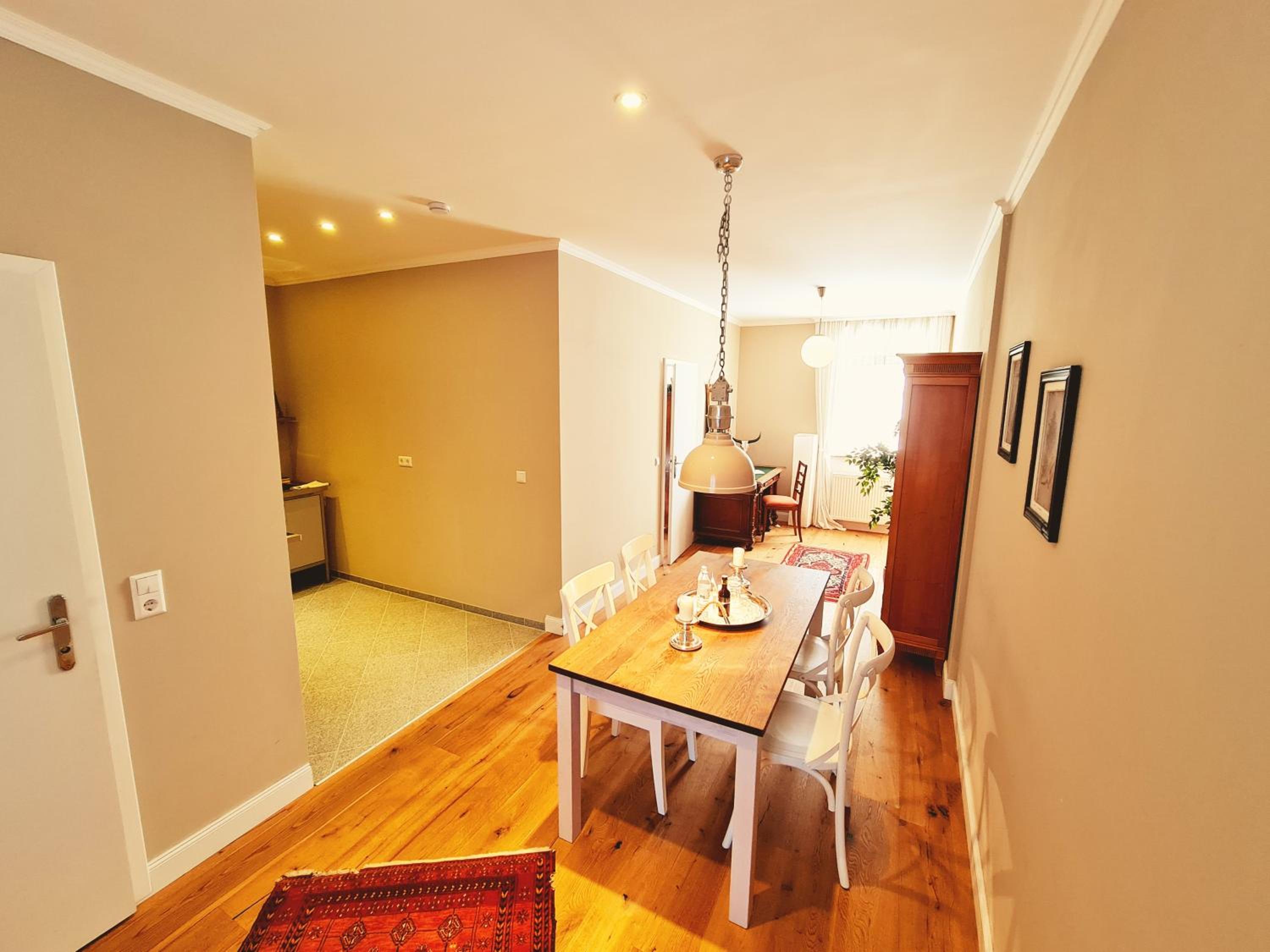 Deluxe Apartment photo 3