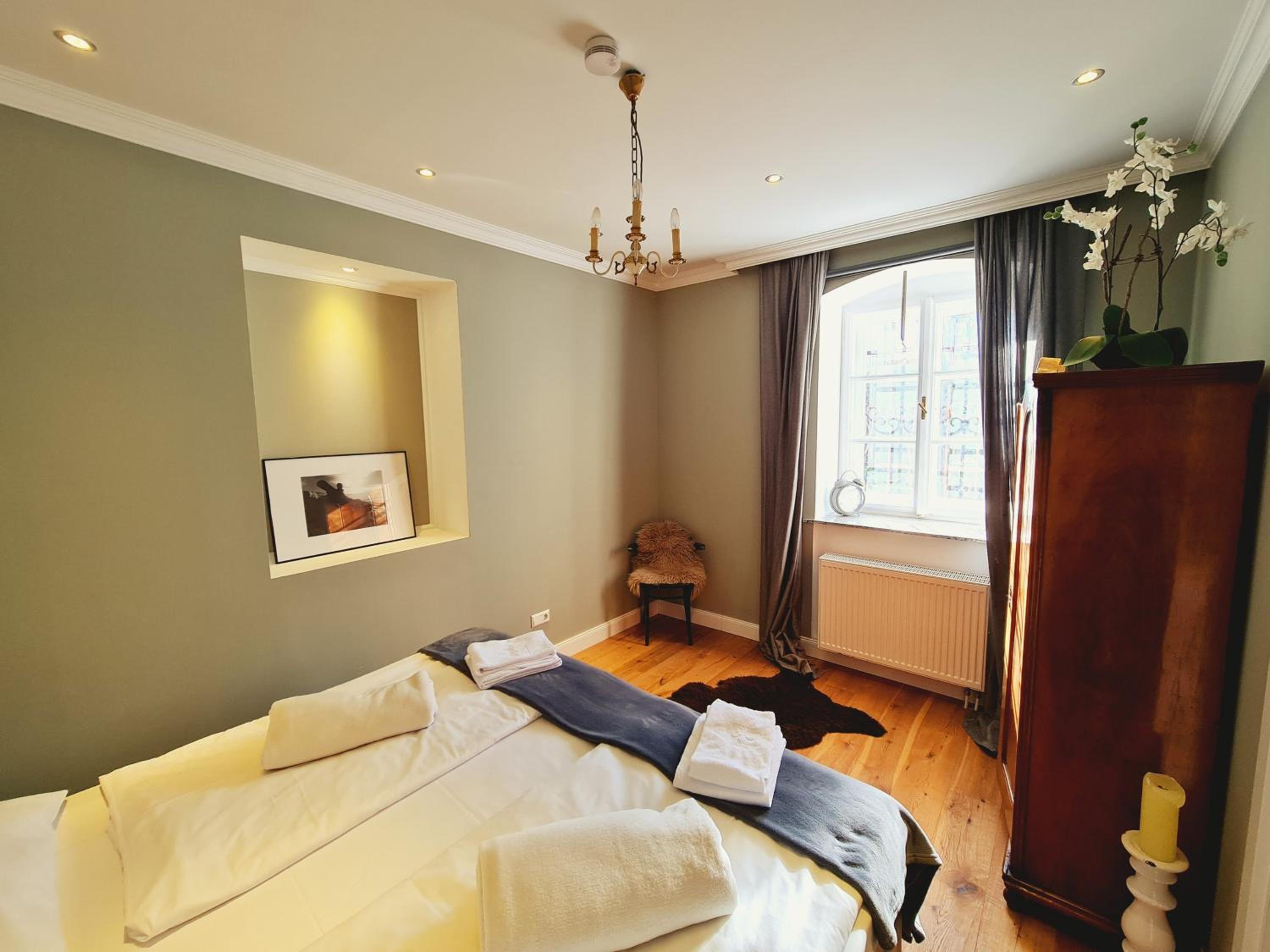 Deluxe Apartment photo 2