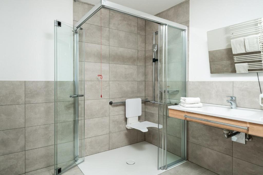 Double Room - Disability Access - Photo 4