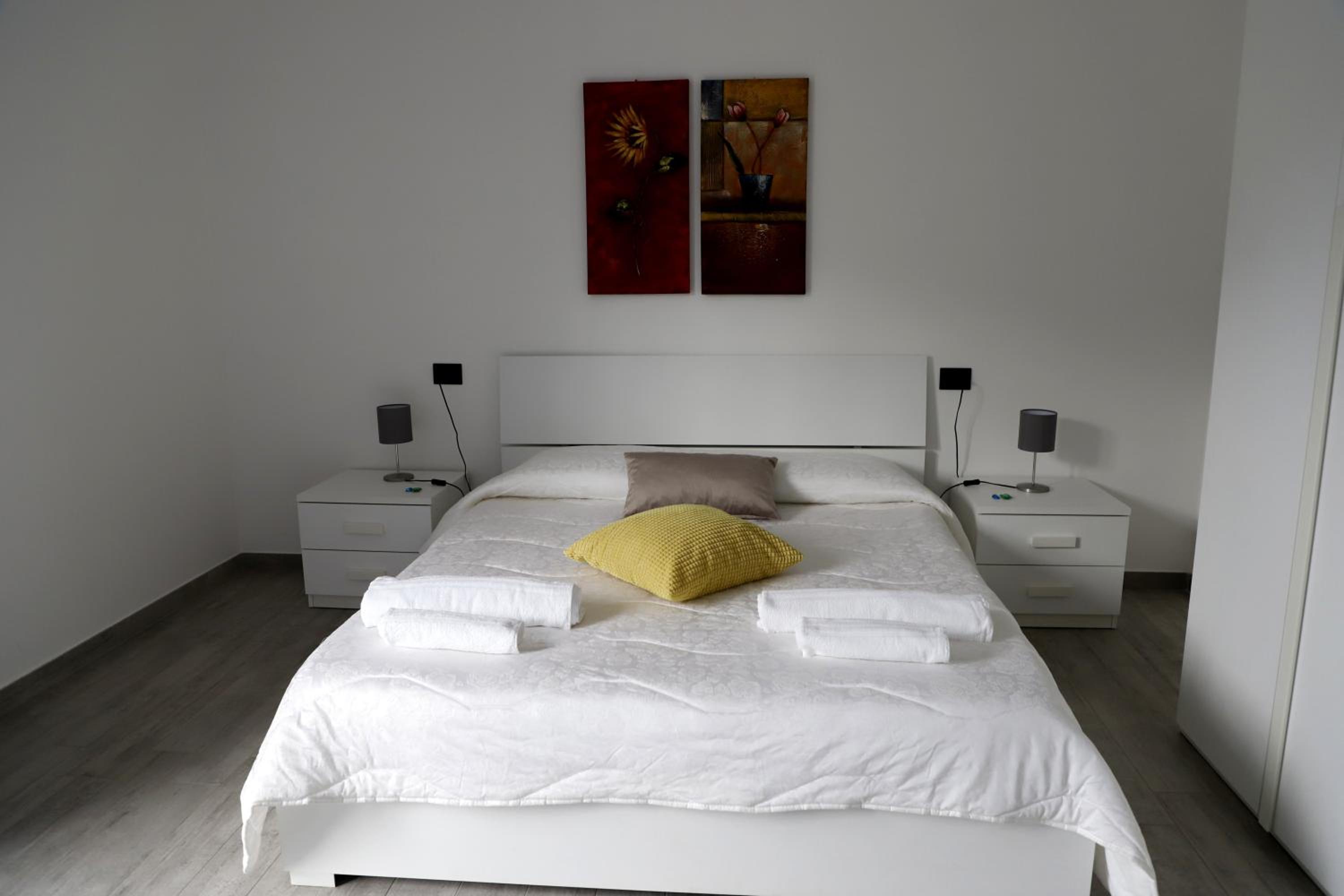 Large Double Room photo 3