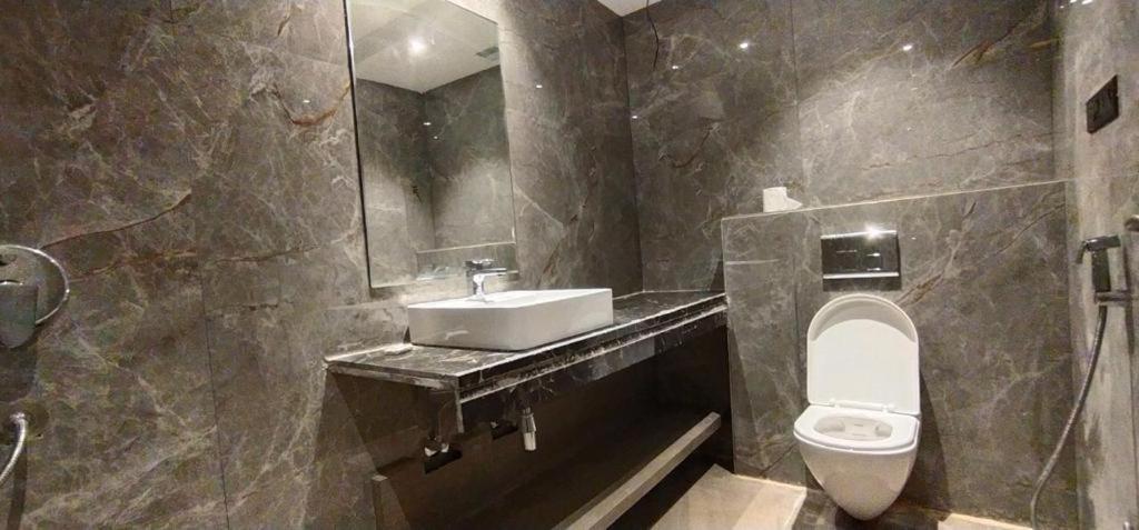 Deluxe Room (2 Adults + 1 Child) photo 2