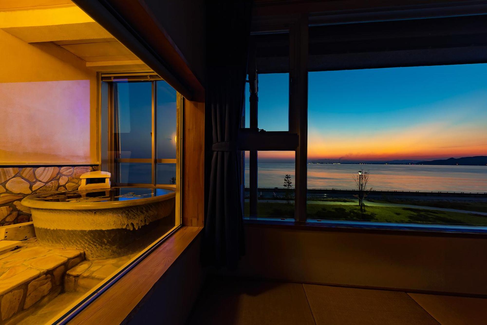 Sea View Beppu Bay Japanese Style Room with Pottery Bath - Non-Smoking