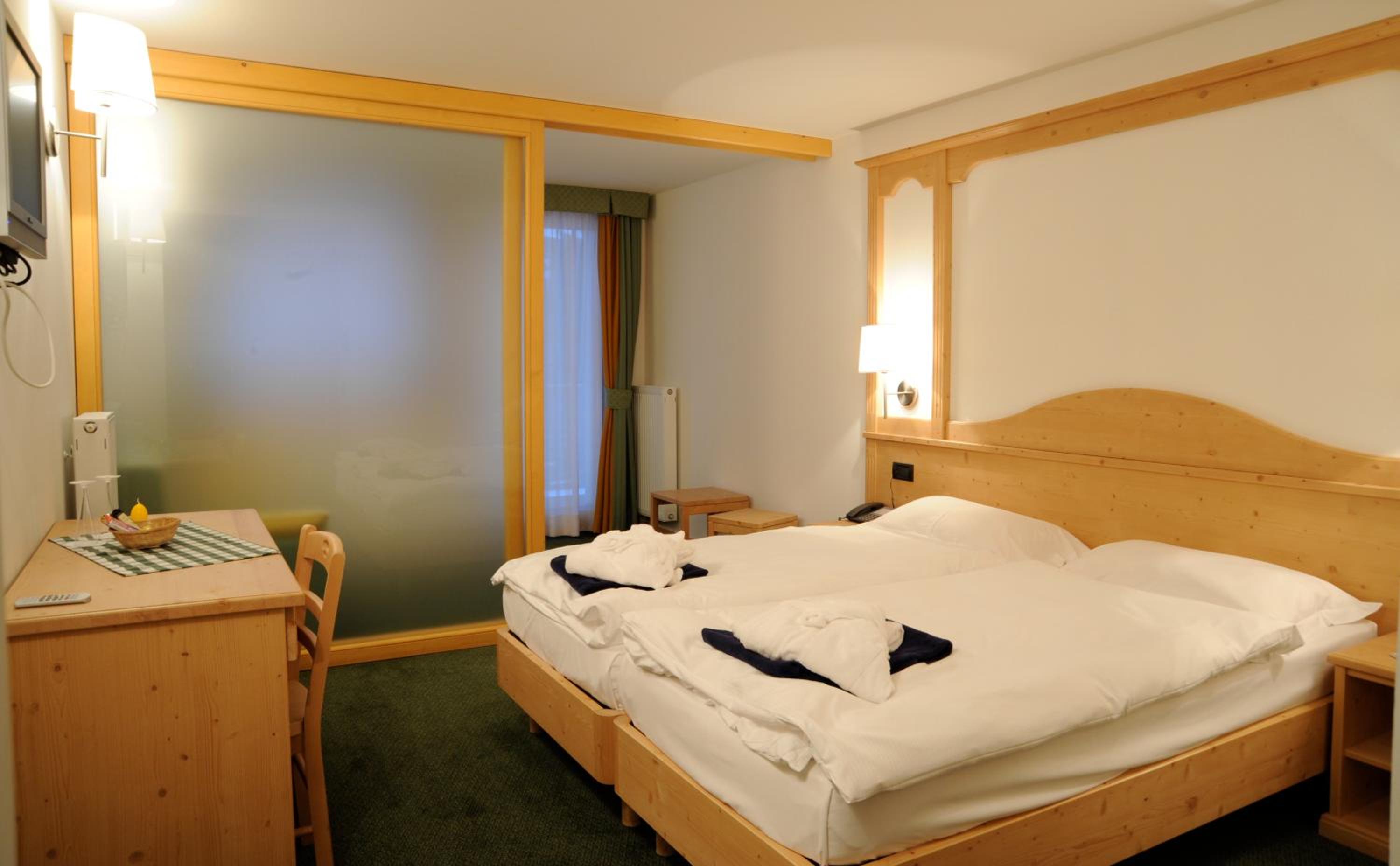 Quadruple Room with Spa Access - Photo 4