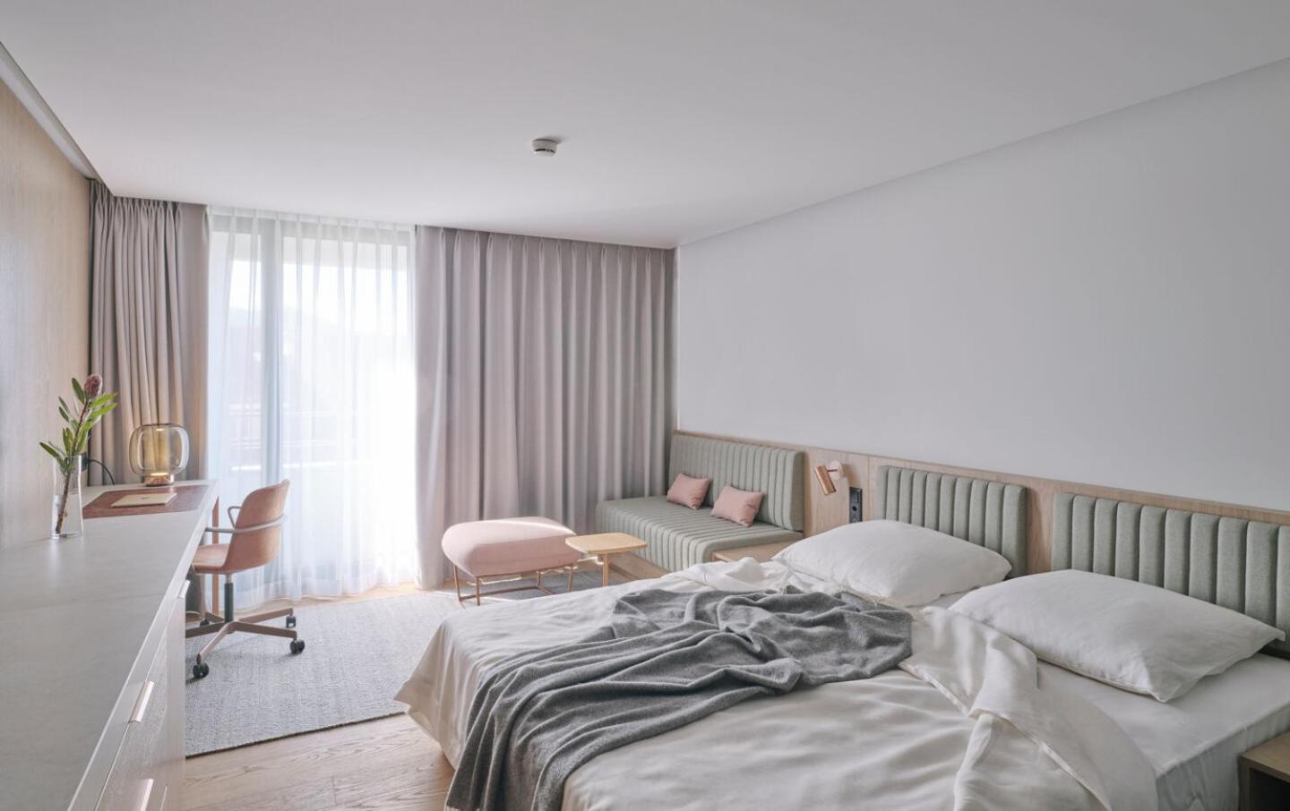 Swiss Advantage King bed Room with Balcony - Photo 3
