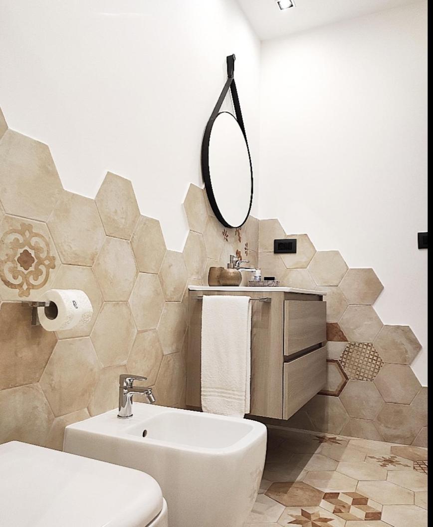 Double Room with Private Bathroom - Photo 5