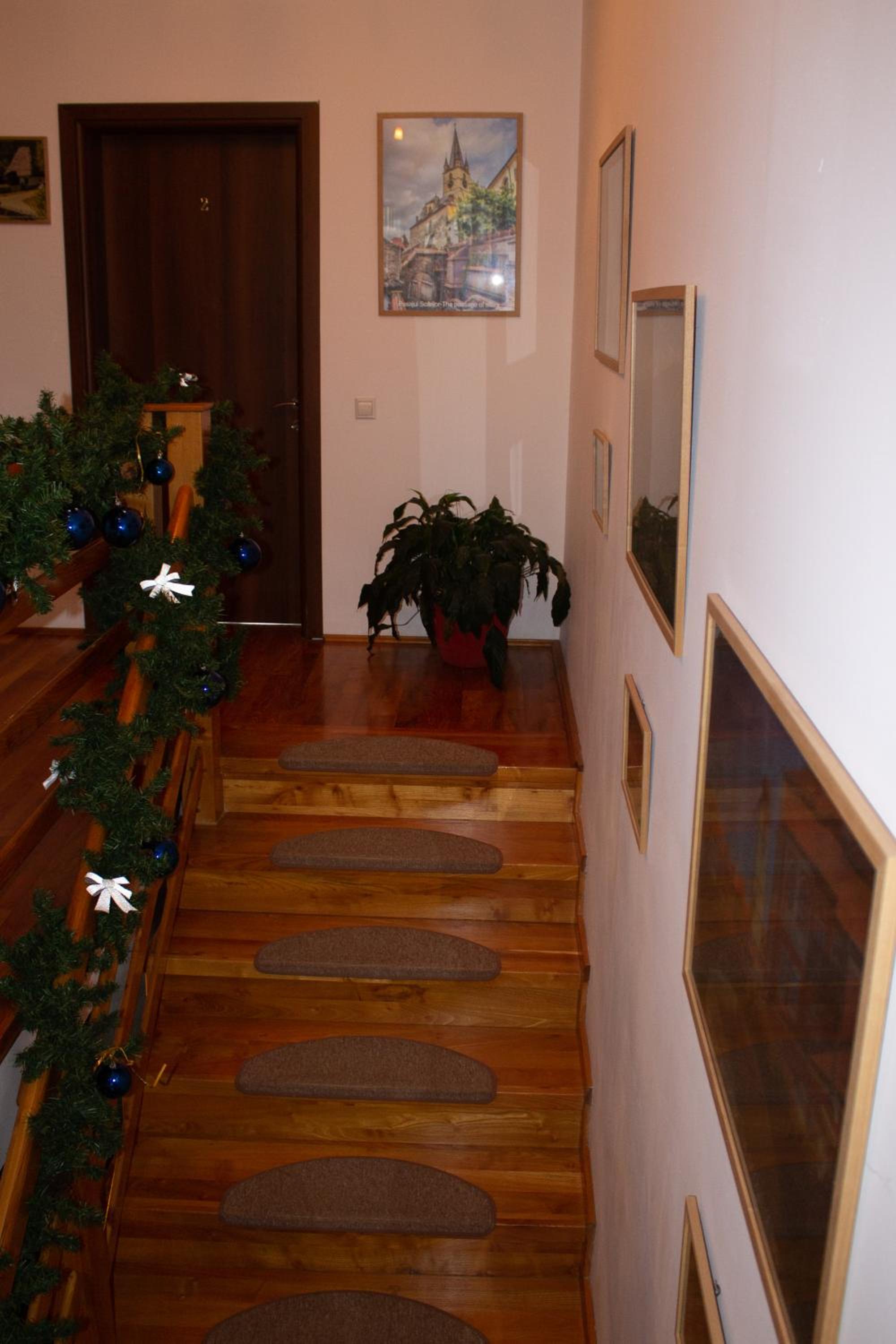 Villa with Garden View - Photo 14