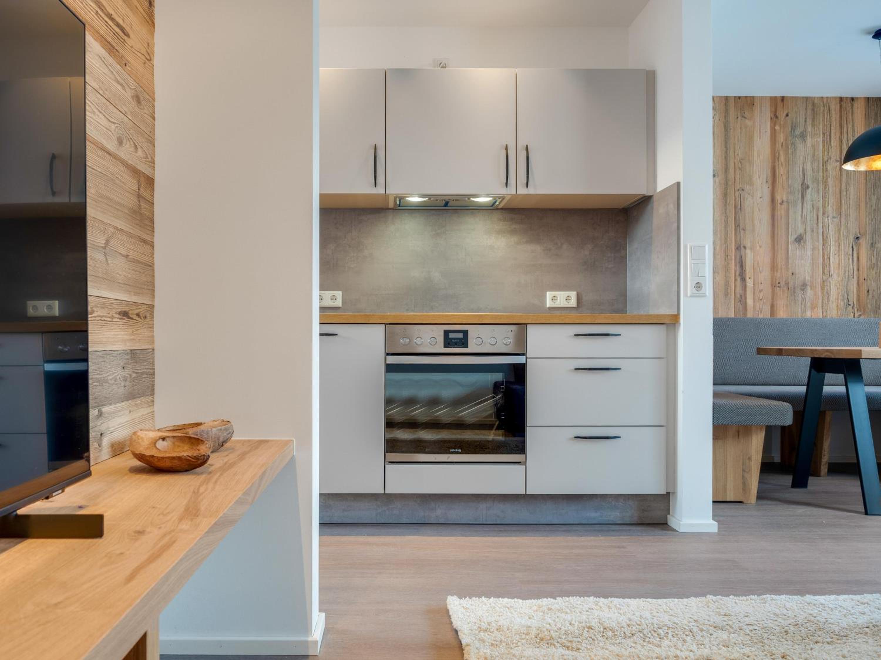 Premium Apartment 1 with 2 Bedrooms and Balcony photo 2