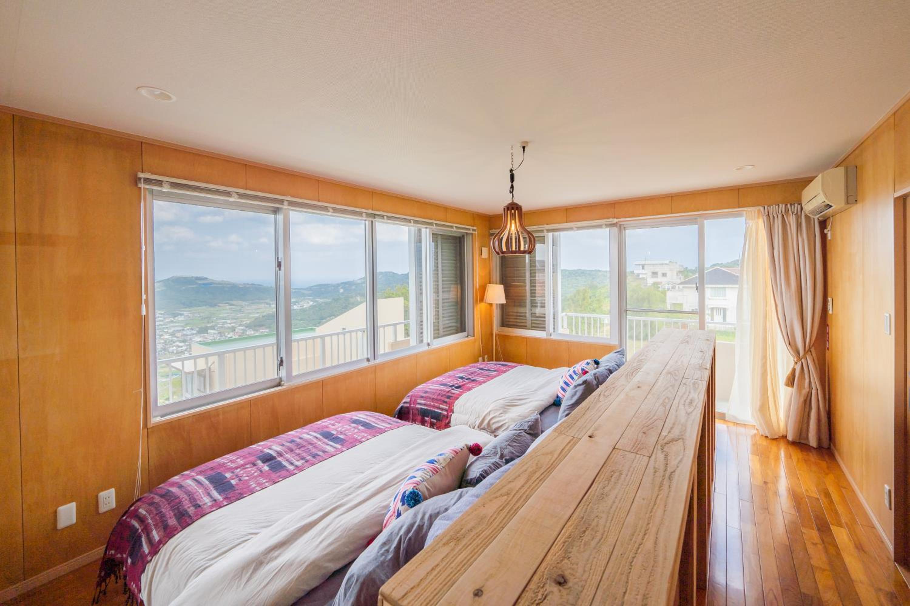 Four-Bedroom House - Photo 7