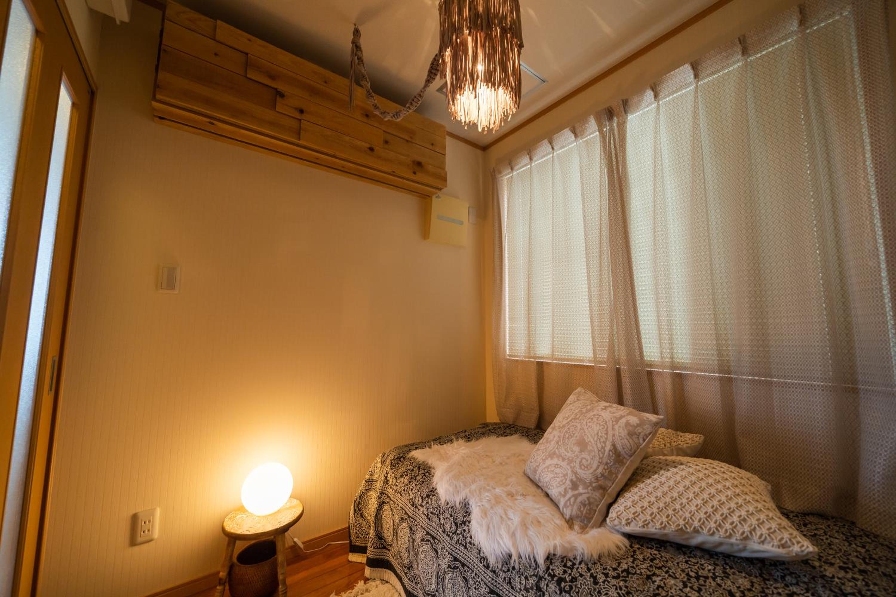 Four-Bedroom House - Photo 5