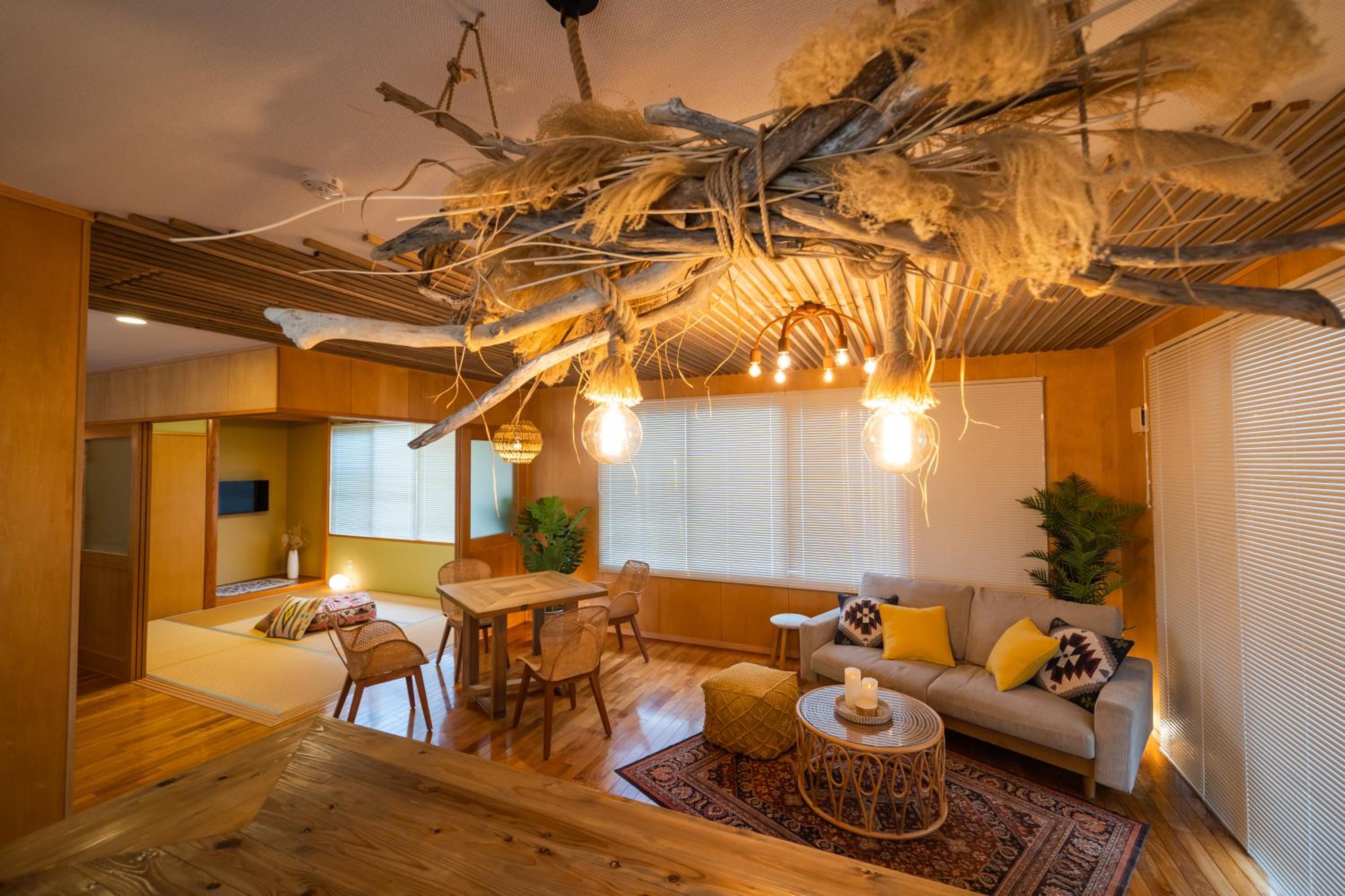 Four-Bedroom House - Photo 2