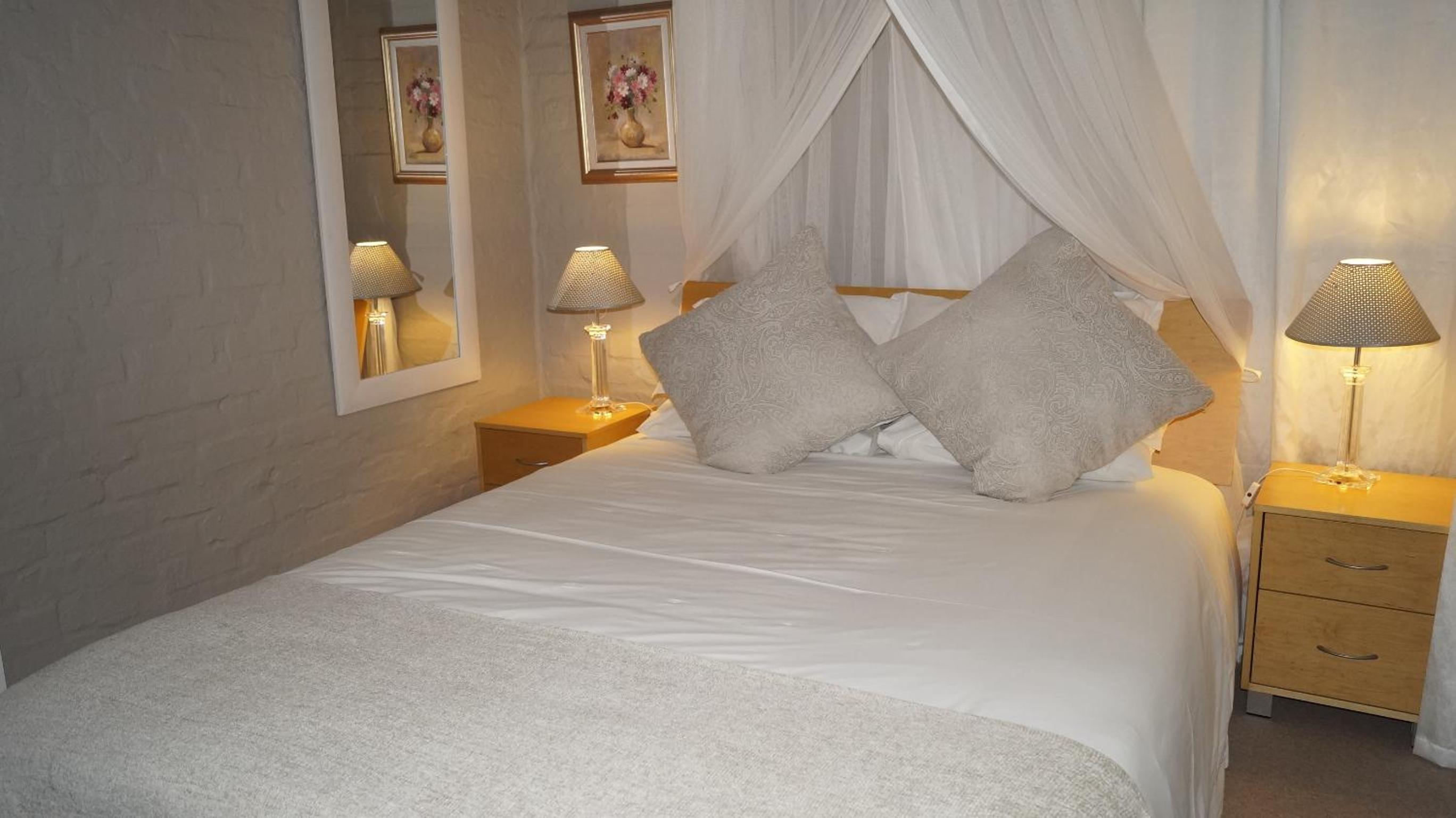 Two-Bedroom Apartment - Photo 10