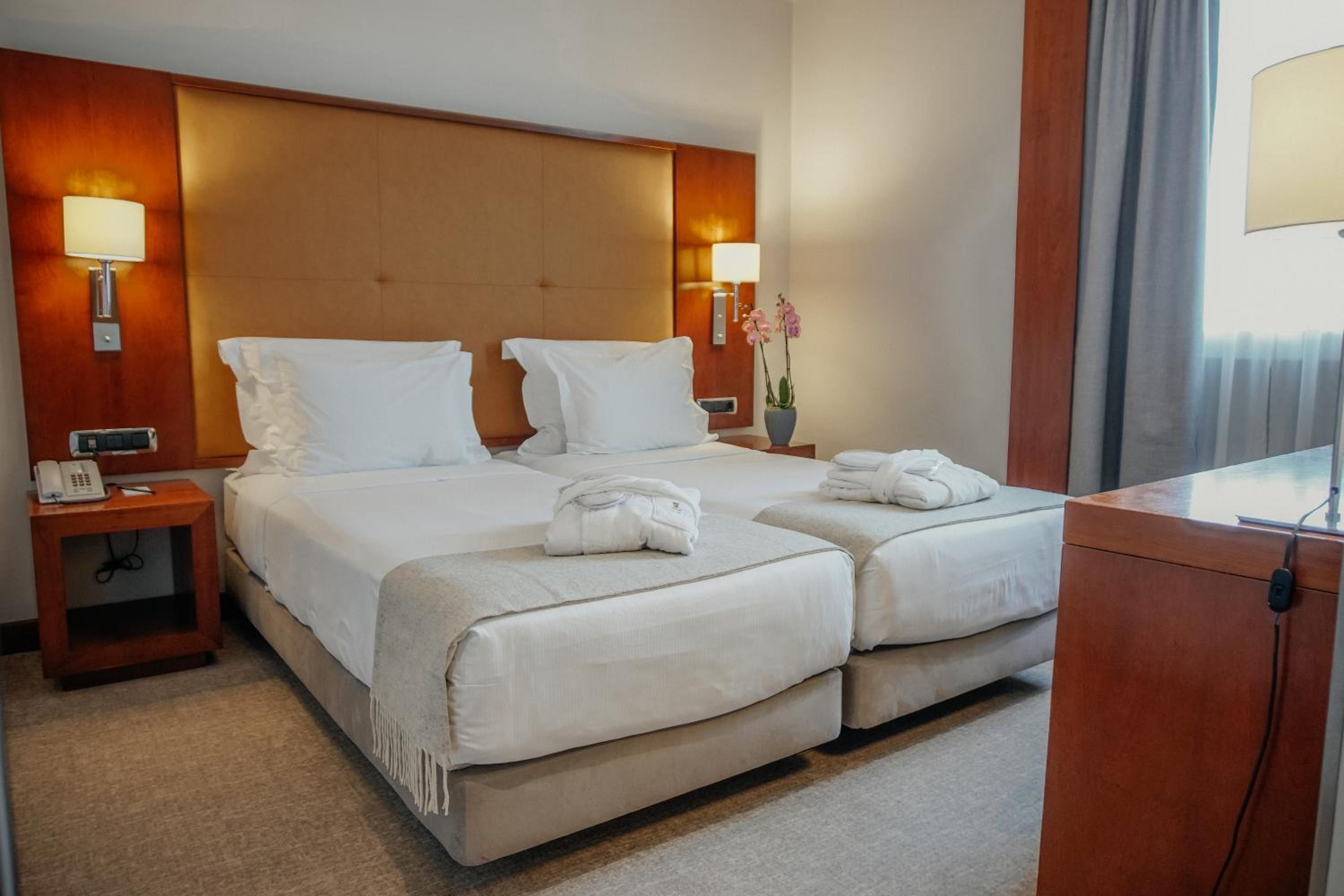 Double or Twin Room - Photo 1