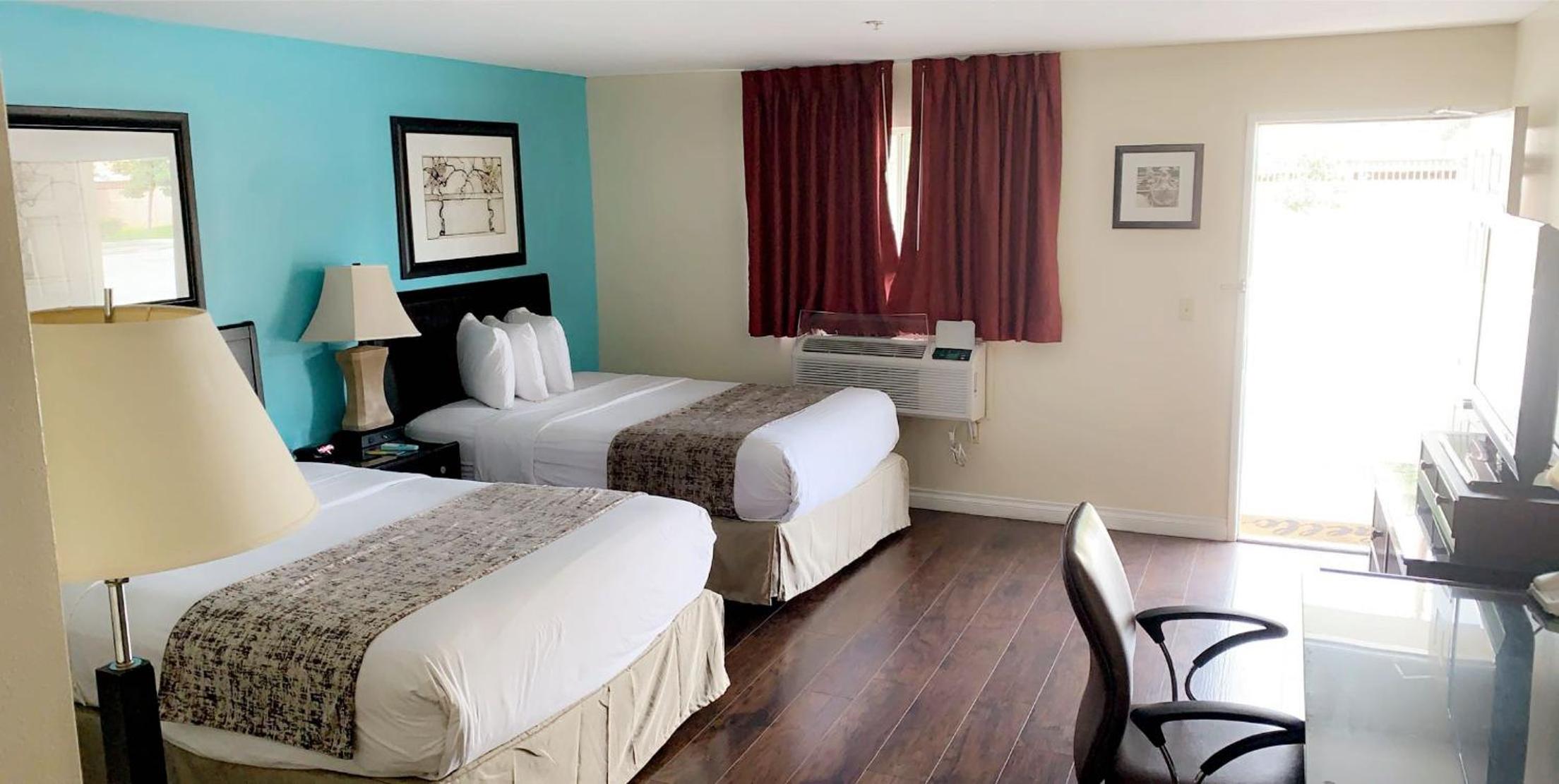 Superior Queen Room with Two Queen Beds - Non-Smoking