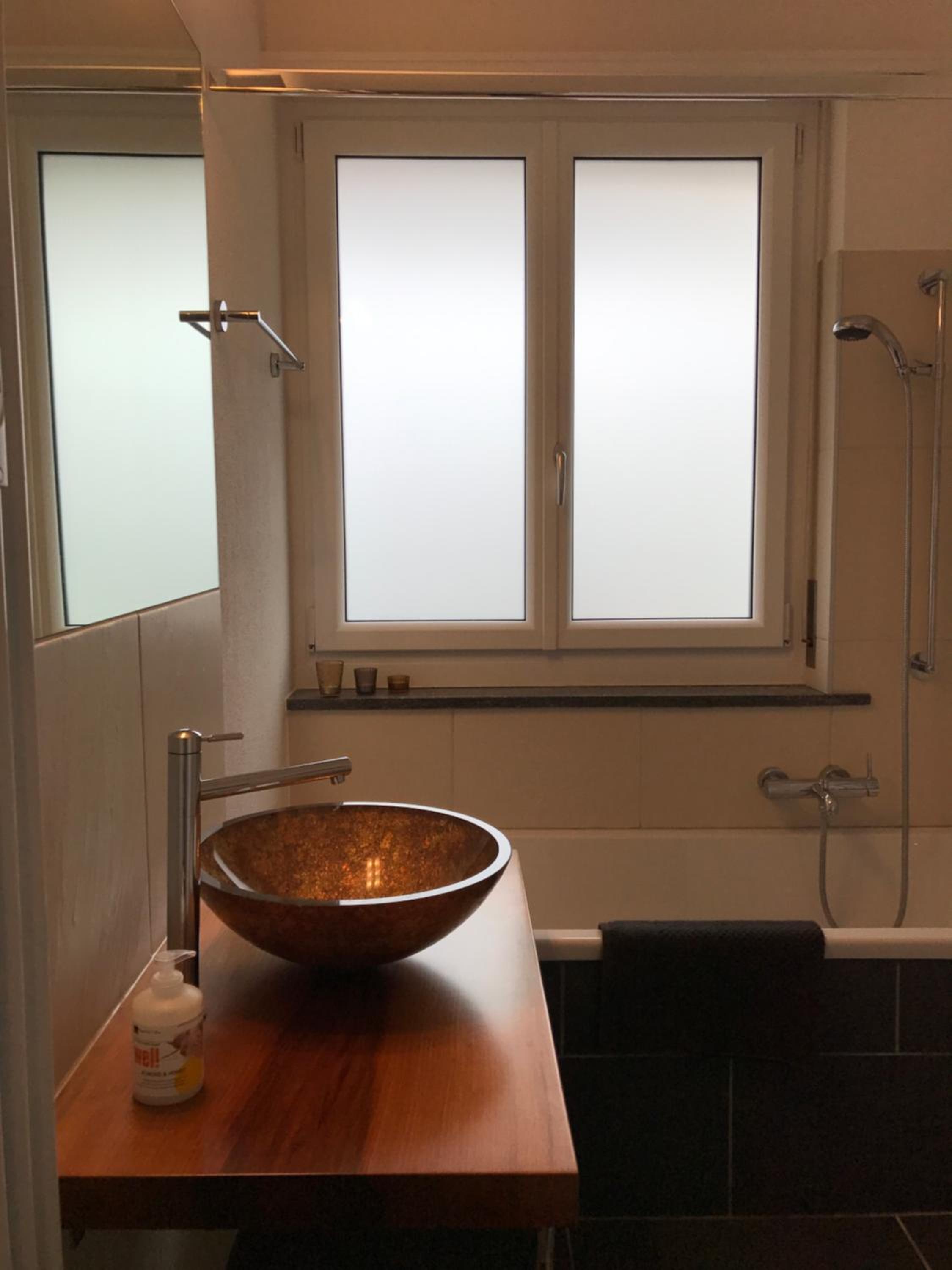 Two-Bedroom Apartment - Photo 11