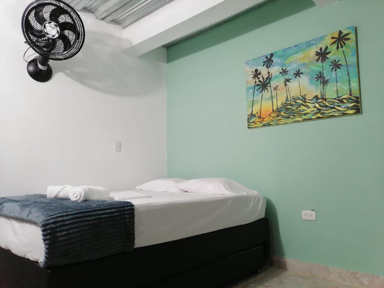 Queen Room with Two Queen Beds photo 1