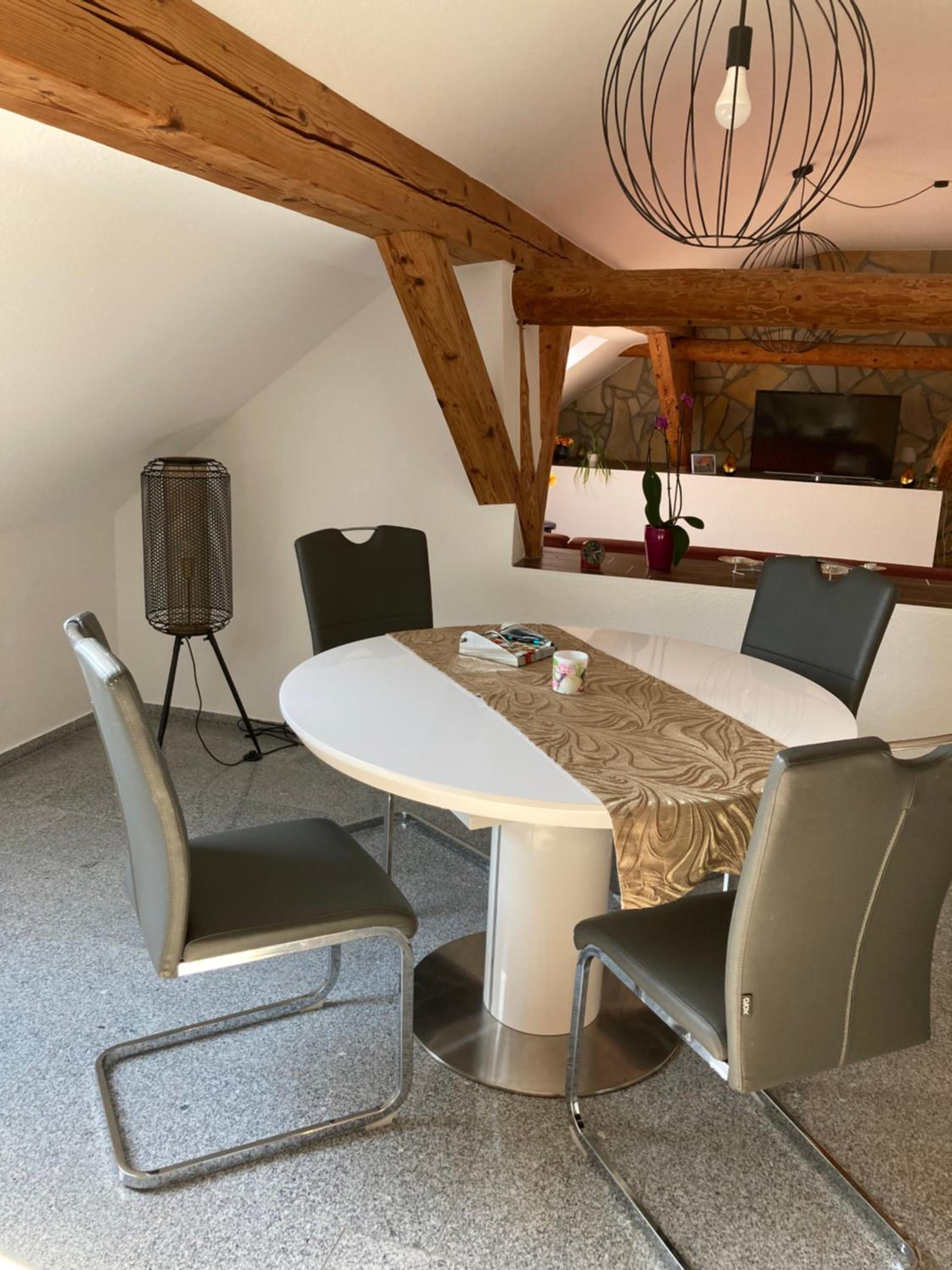 One-Bedroom Apartment - Photo 11