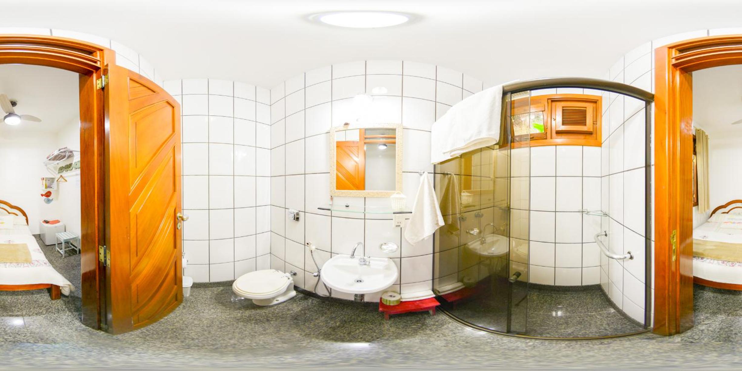 Suite - Disability Access photo 3