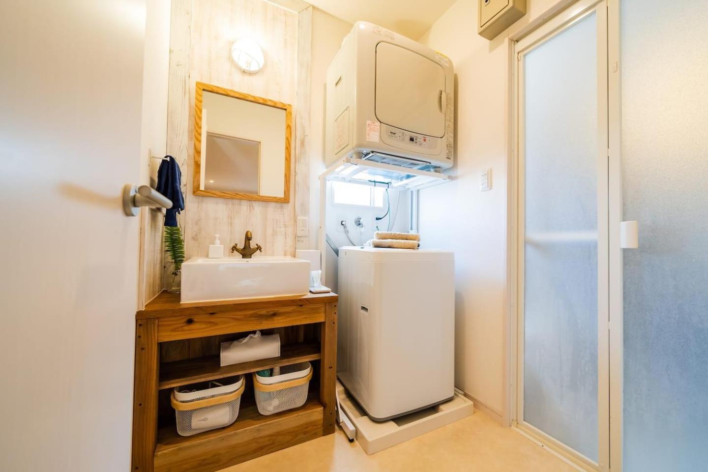 Three-Bedroom House photo 2