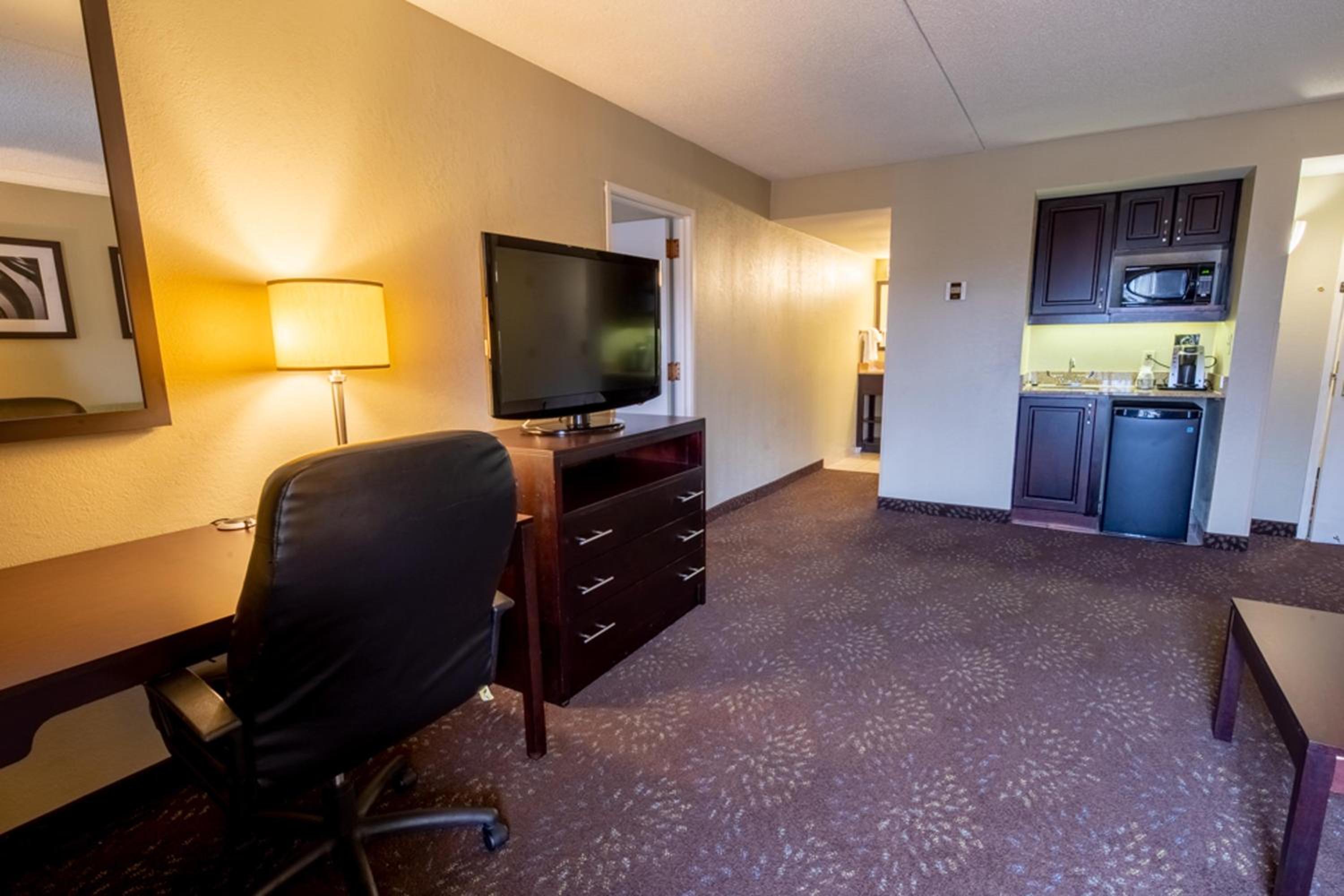 King Suite - Photo 8