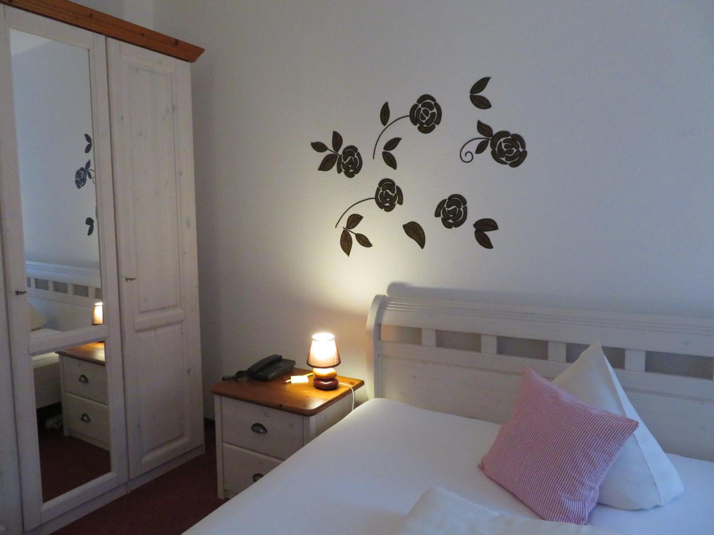 Double Room - Photo 10