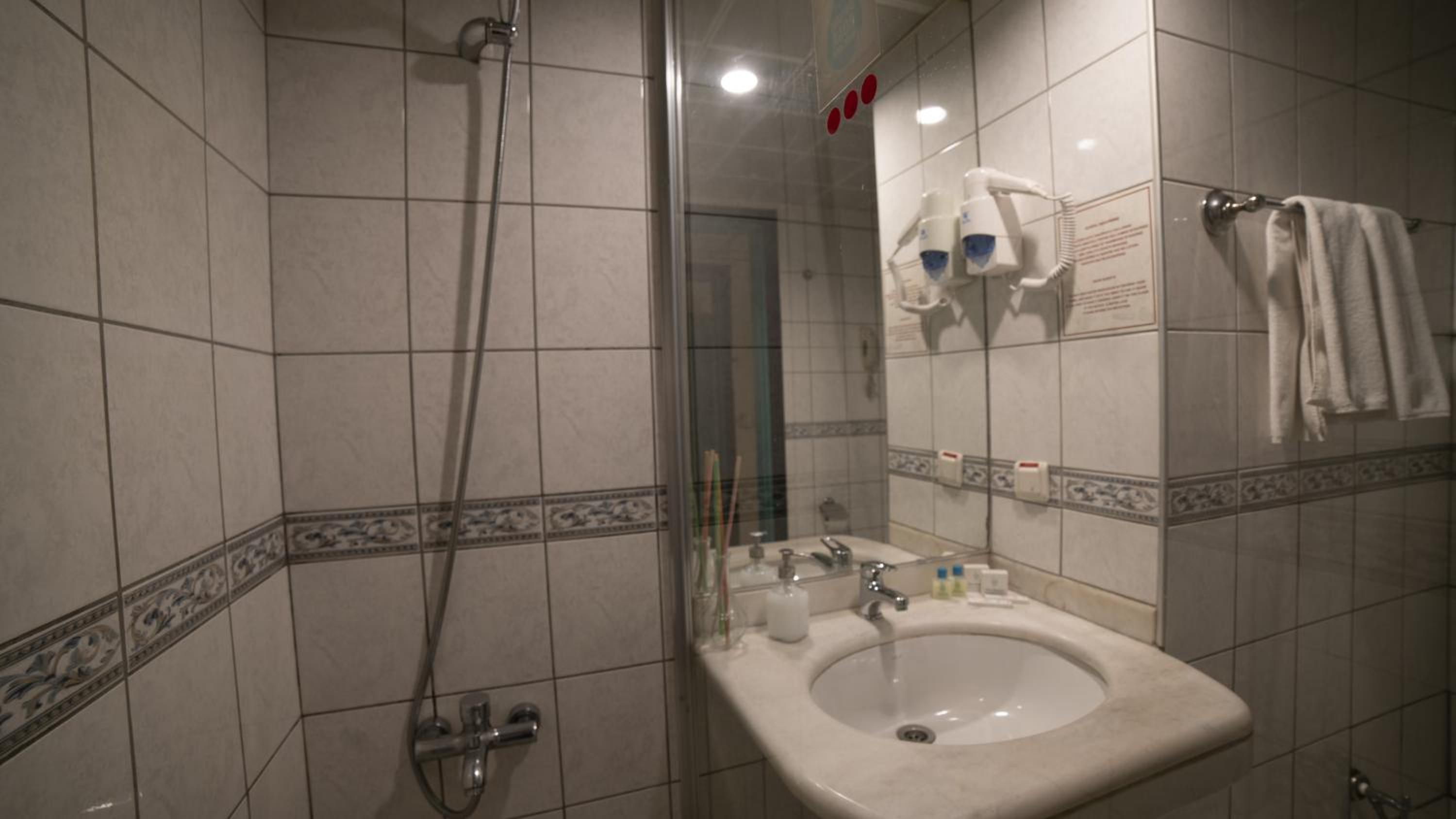 Basic Single Room