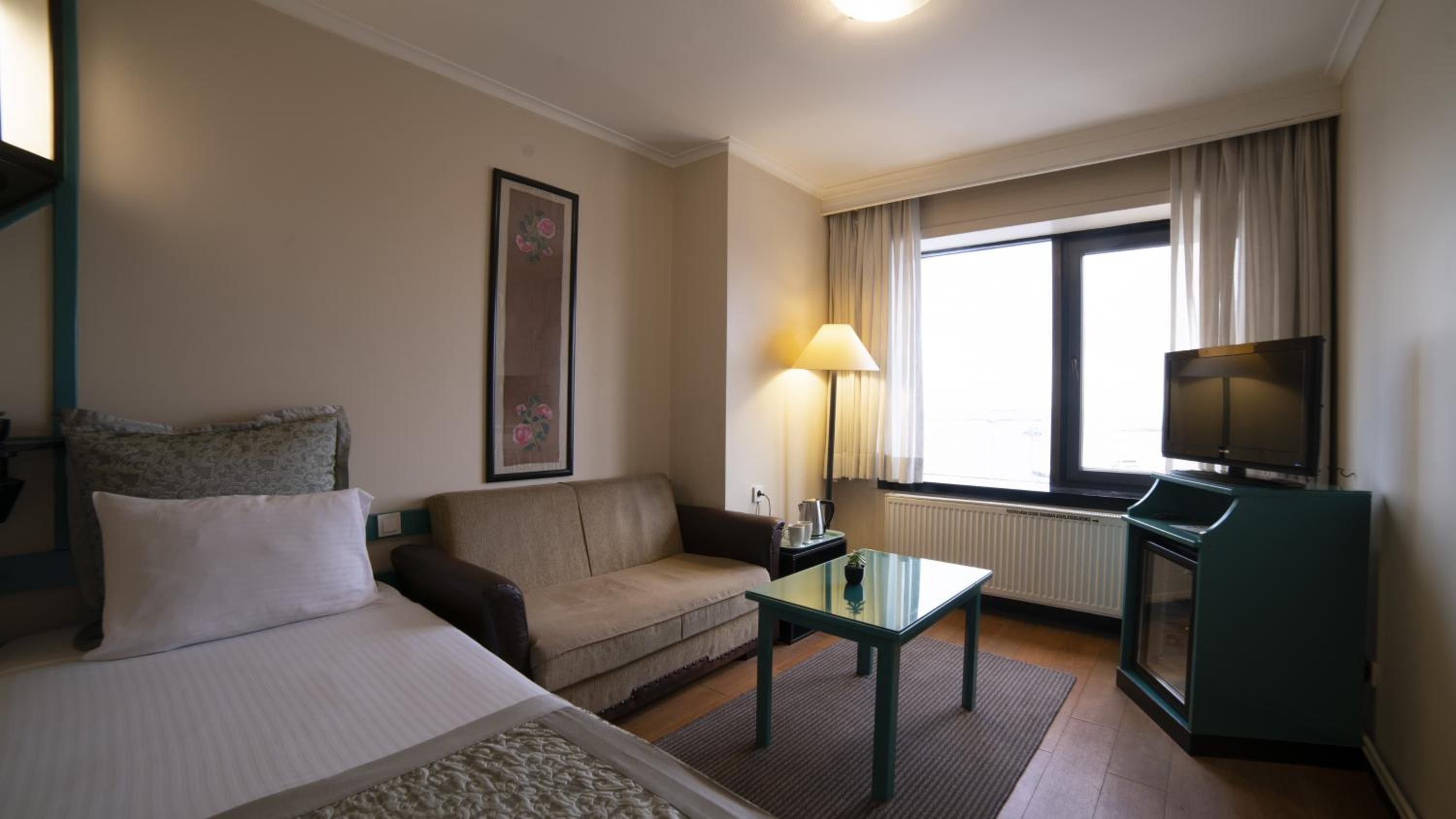 Basic Single Room photo 3