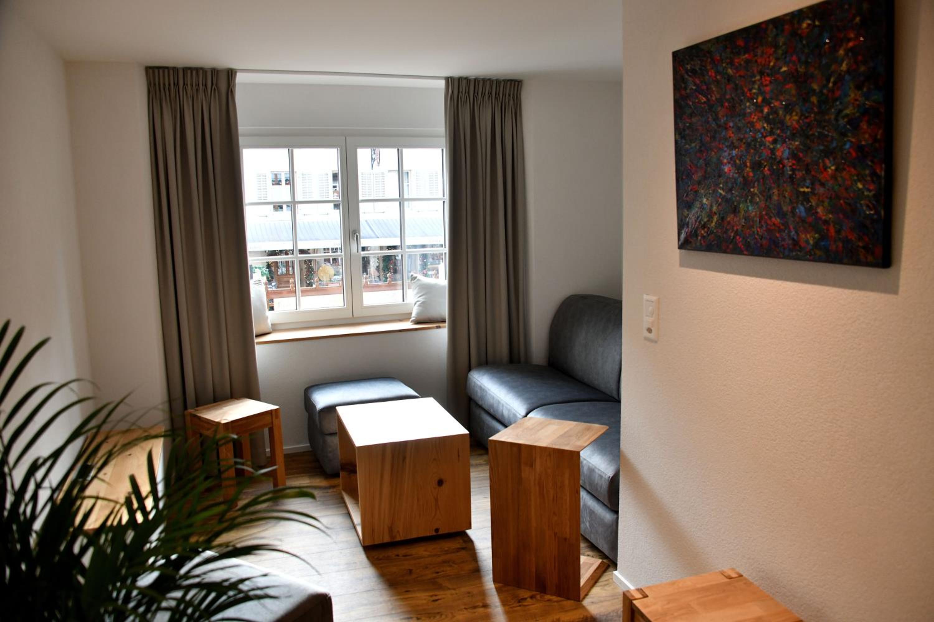 Apartment with Balcony - Photo 24