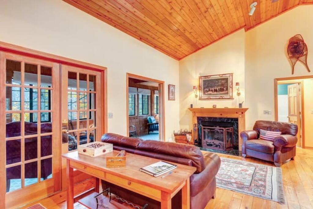 Four-Bedroom House photo 1