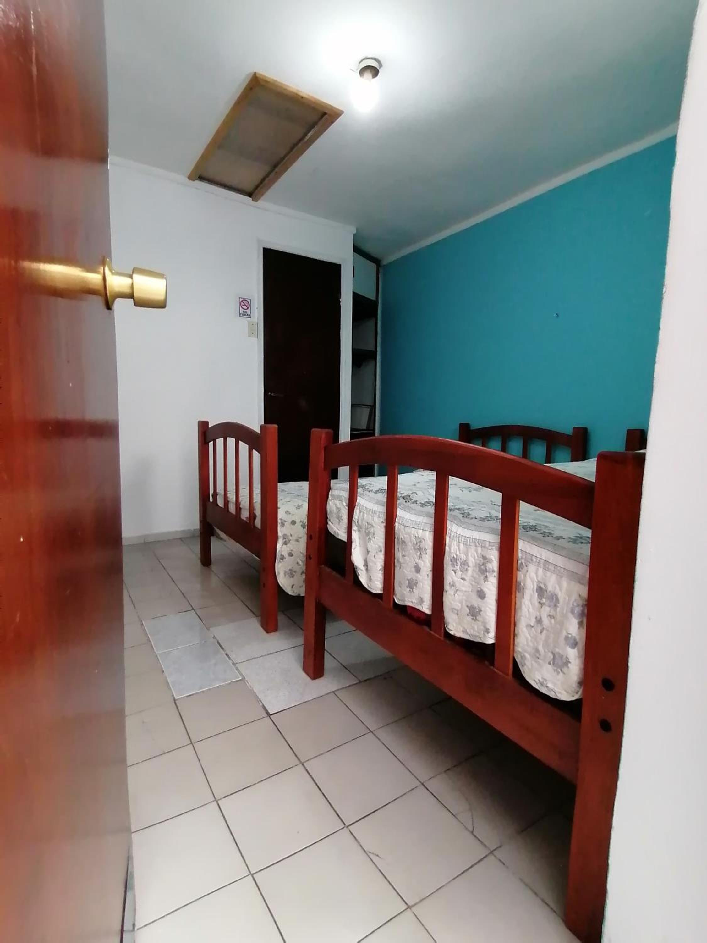 Standard Twin Room with Private Bathroom photo 1
